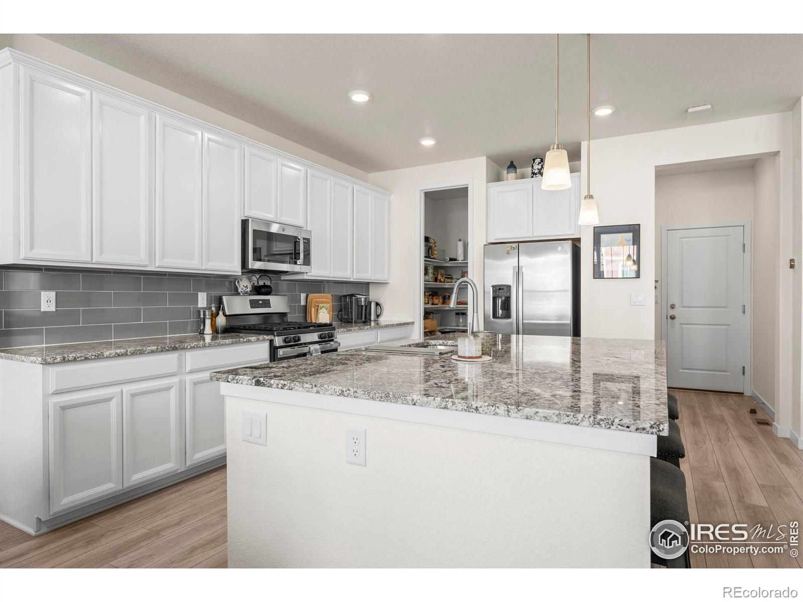 MLS Image #5 for 719  176th avenue ,broomfield, Colorado