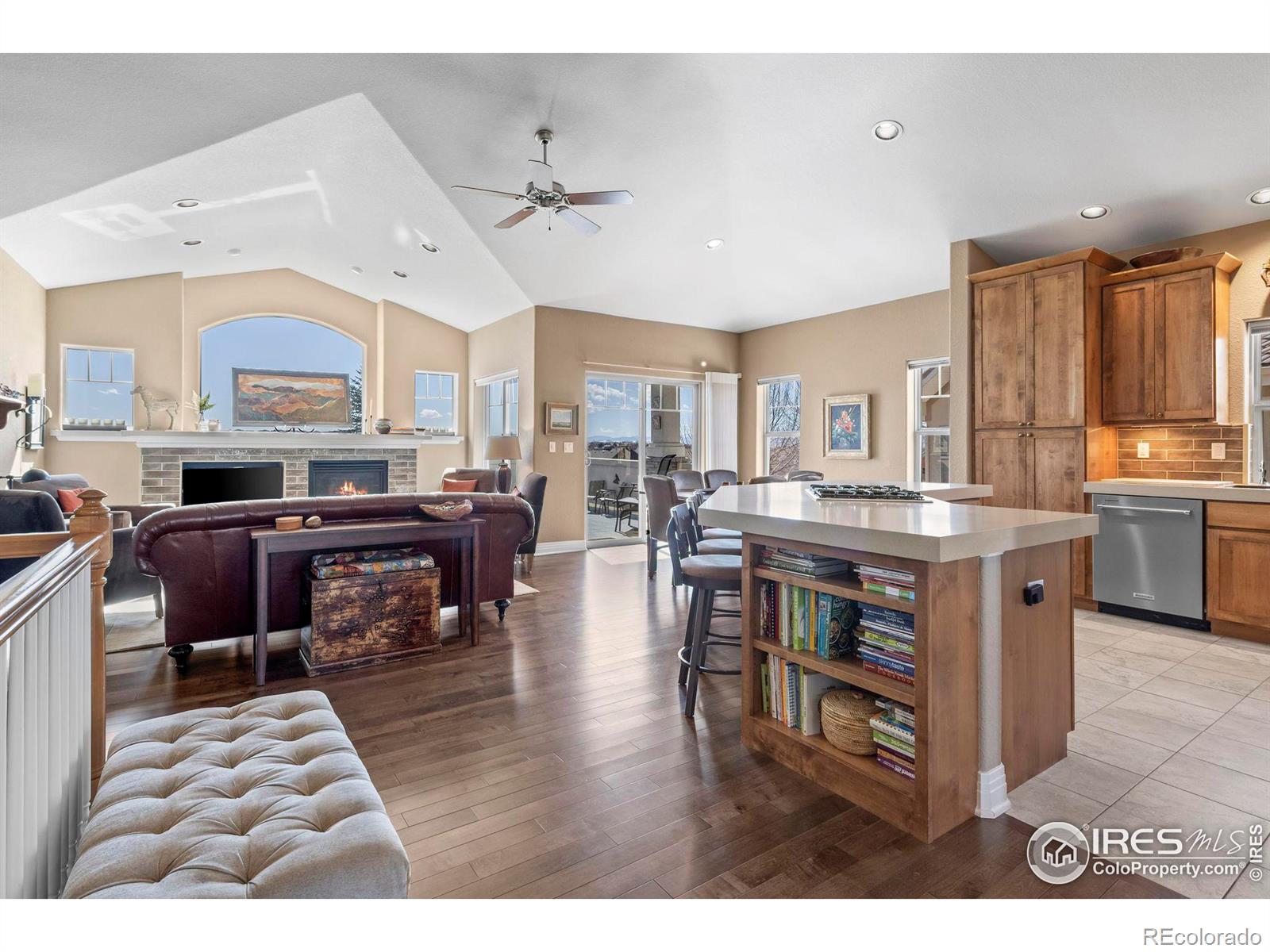 MLS Image #2 for 2117  heritage place,erie, Colorado