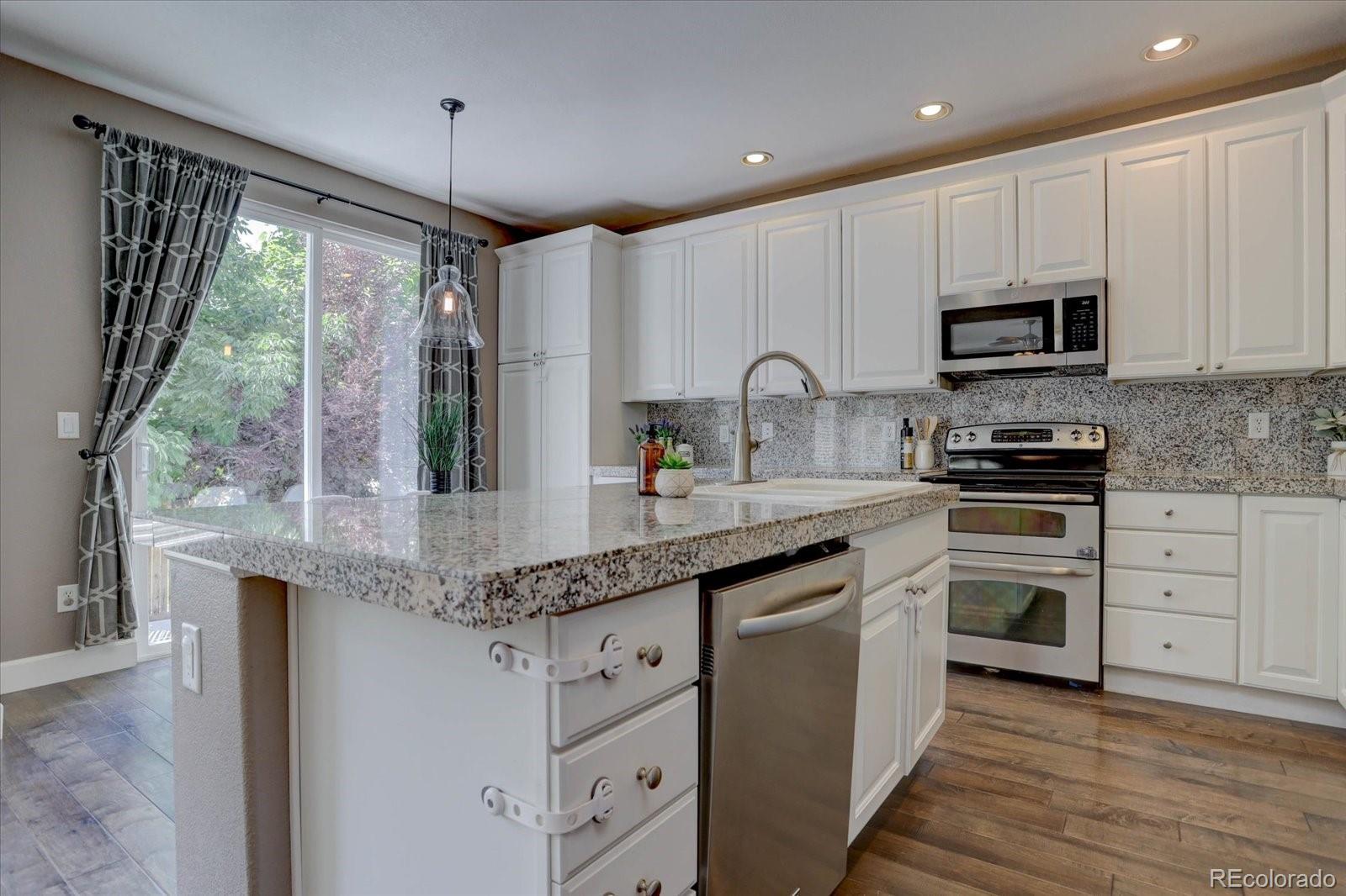 MLS Image #7 for 9865 s garland court,littleton, Colorado