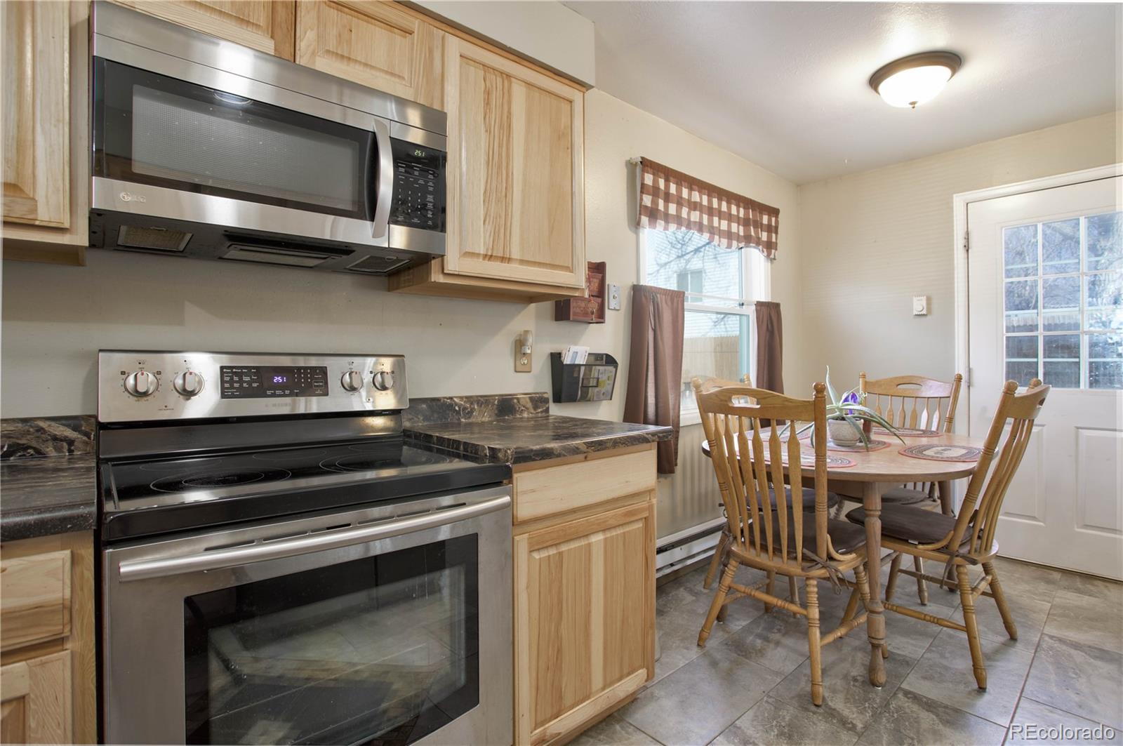 MLS Image #15 for 18899 e 16th place,aurora, Colorado