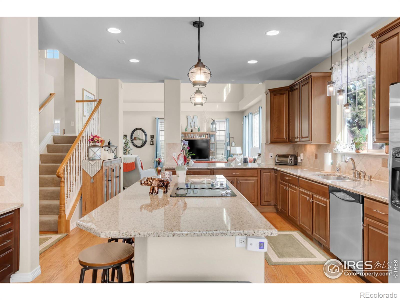 MLS Image #11 for 6940 s robertsdale way,aurora, Colorado