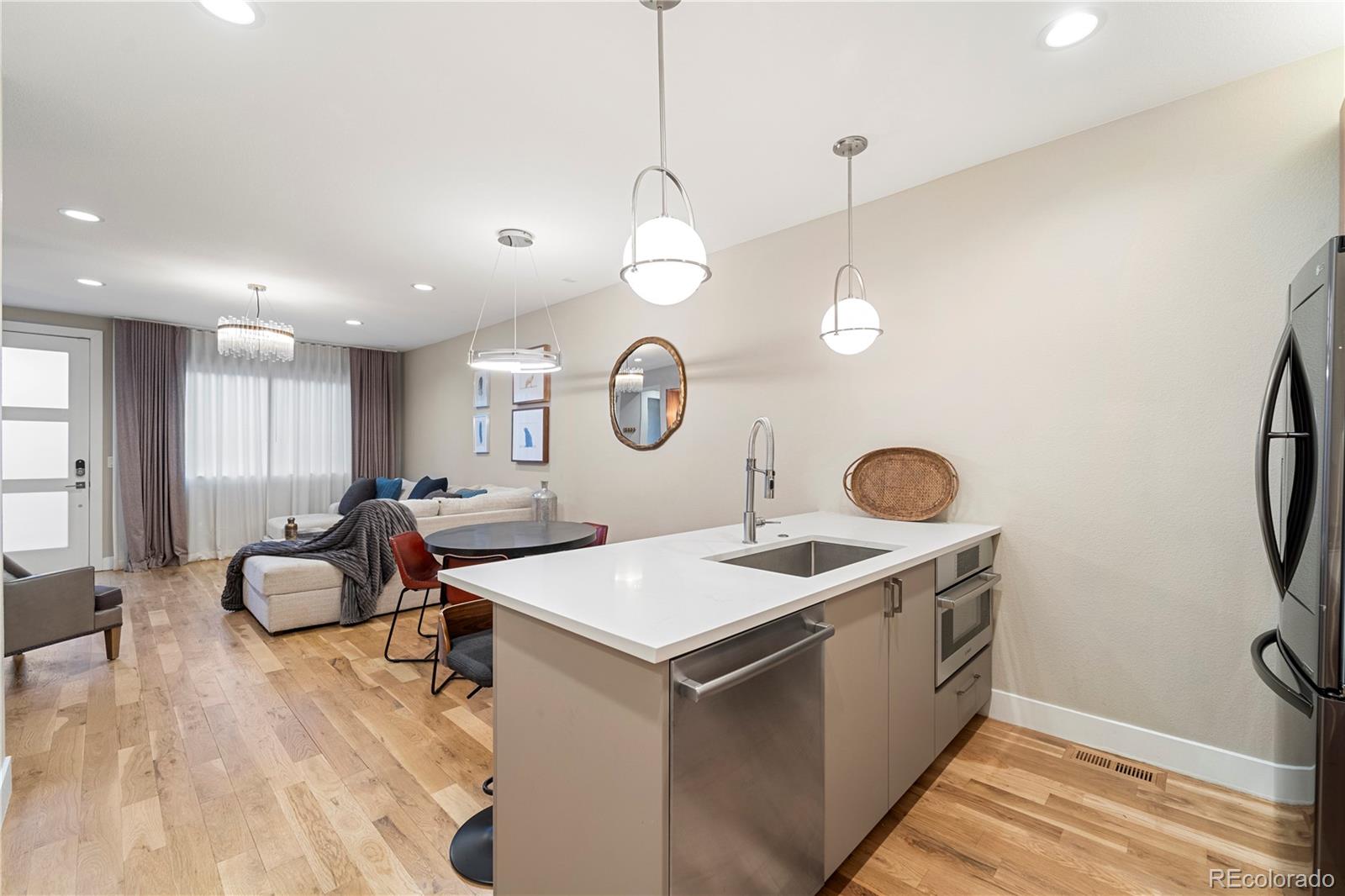 MLS Image #29 for 784  bellaire street,denver, Colorado