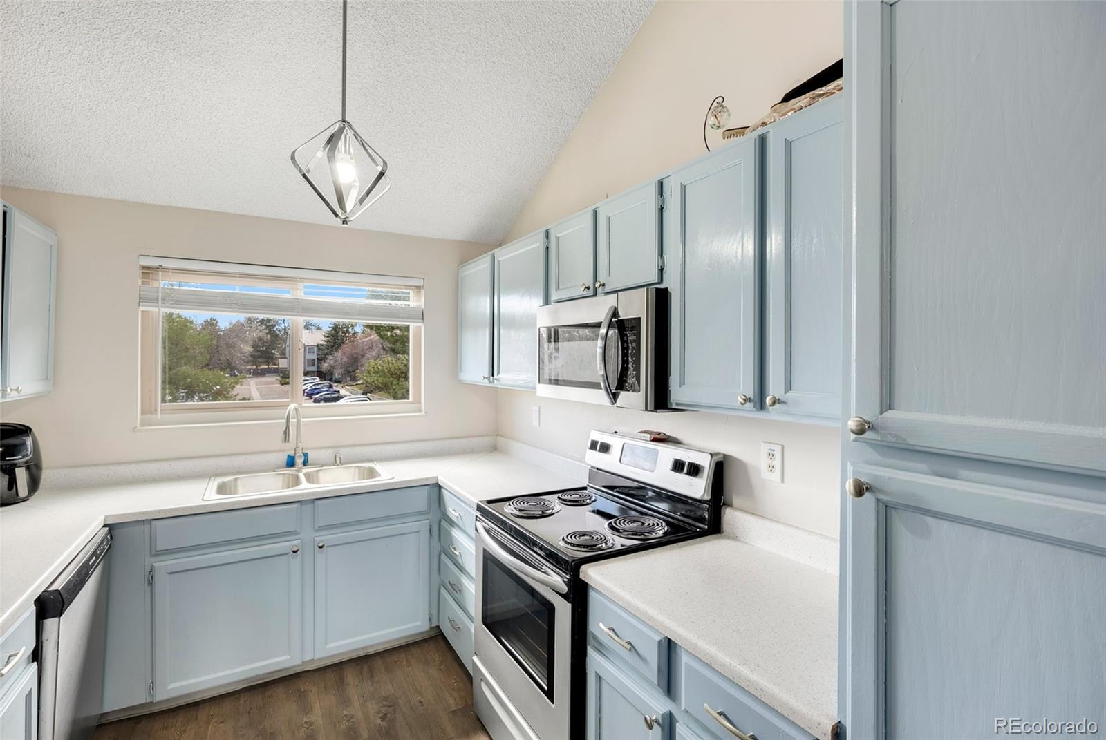 MLS Image #10 for 3546 s depew street 304,lakewood, Colorado