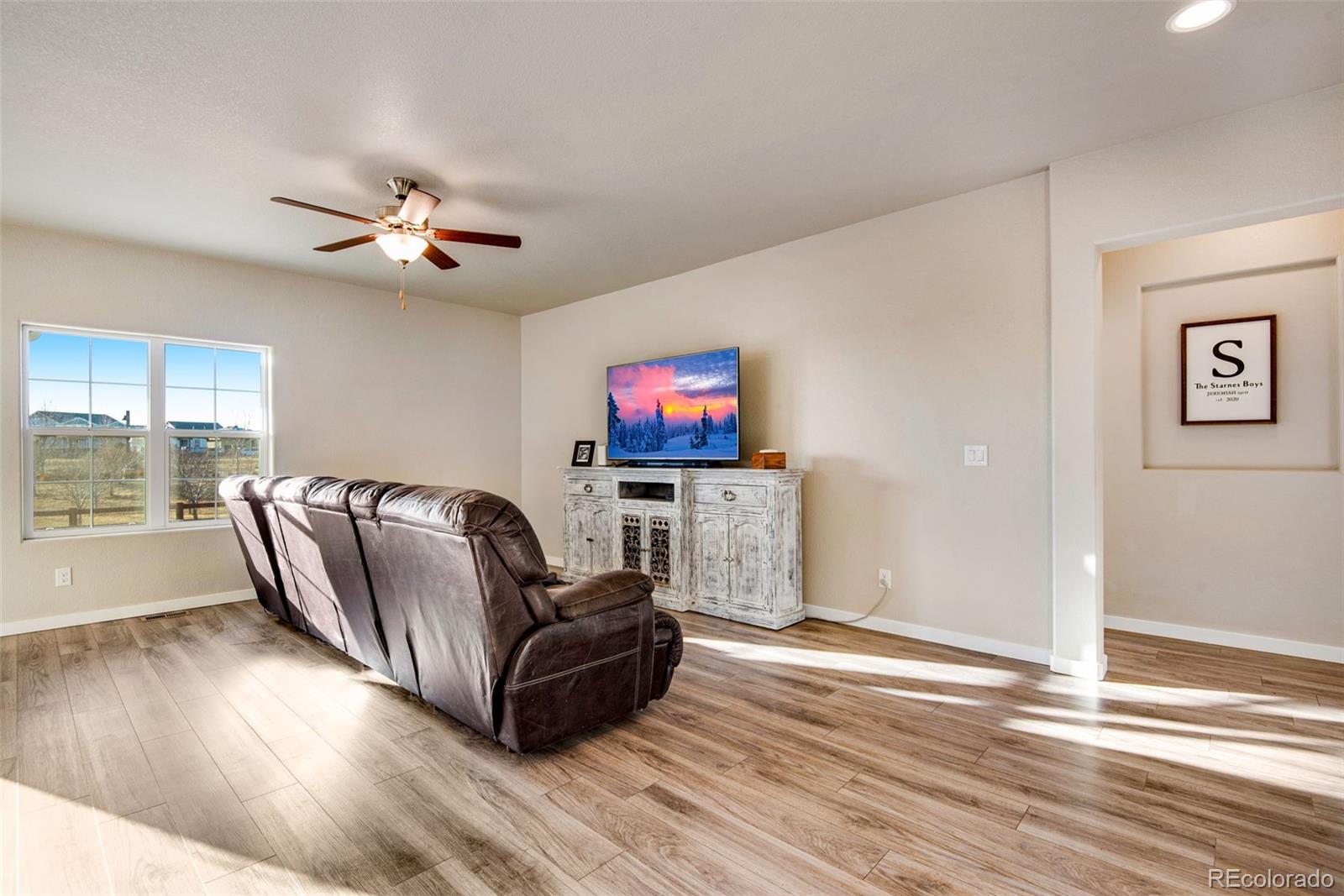 MLS Image #17 for 2162  reliance court,windsor, Colorado