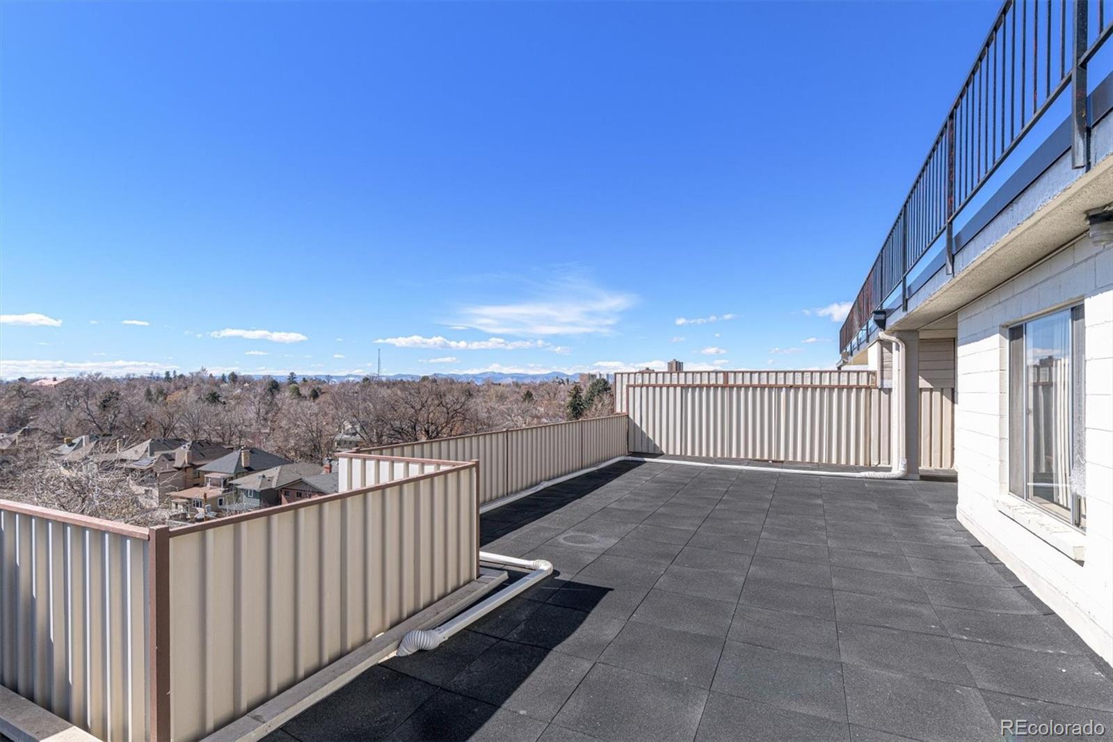 MLS Image #18 for 1313  steele street 304,denver, Colorado