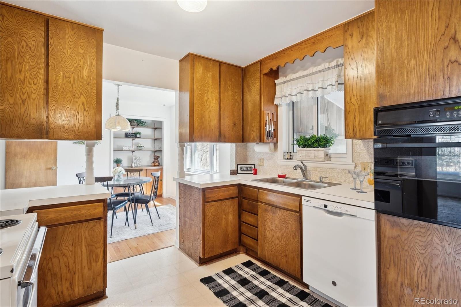 MLS Image #6 for 6742 s downing circle,centennial, Colorado