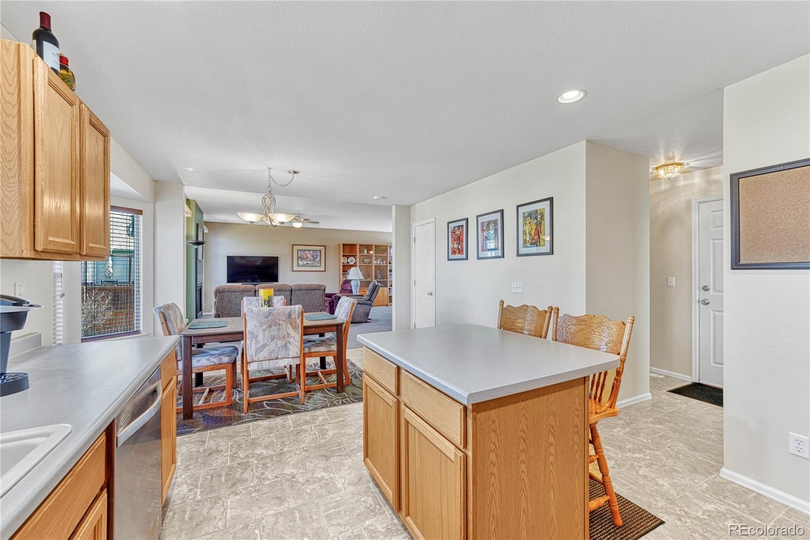 MLS Image #8 for 19027 e ithaca drive,aurora, Colorado