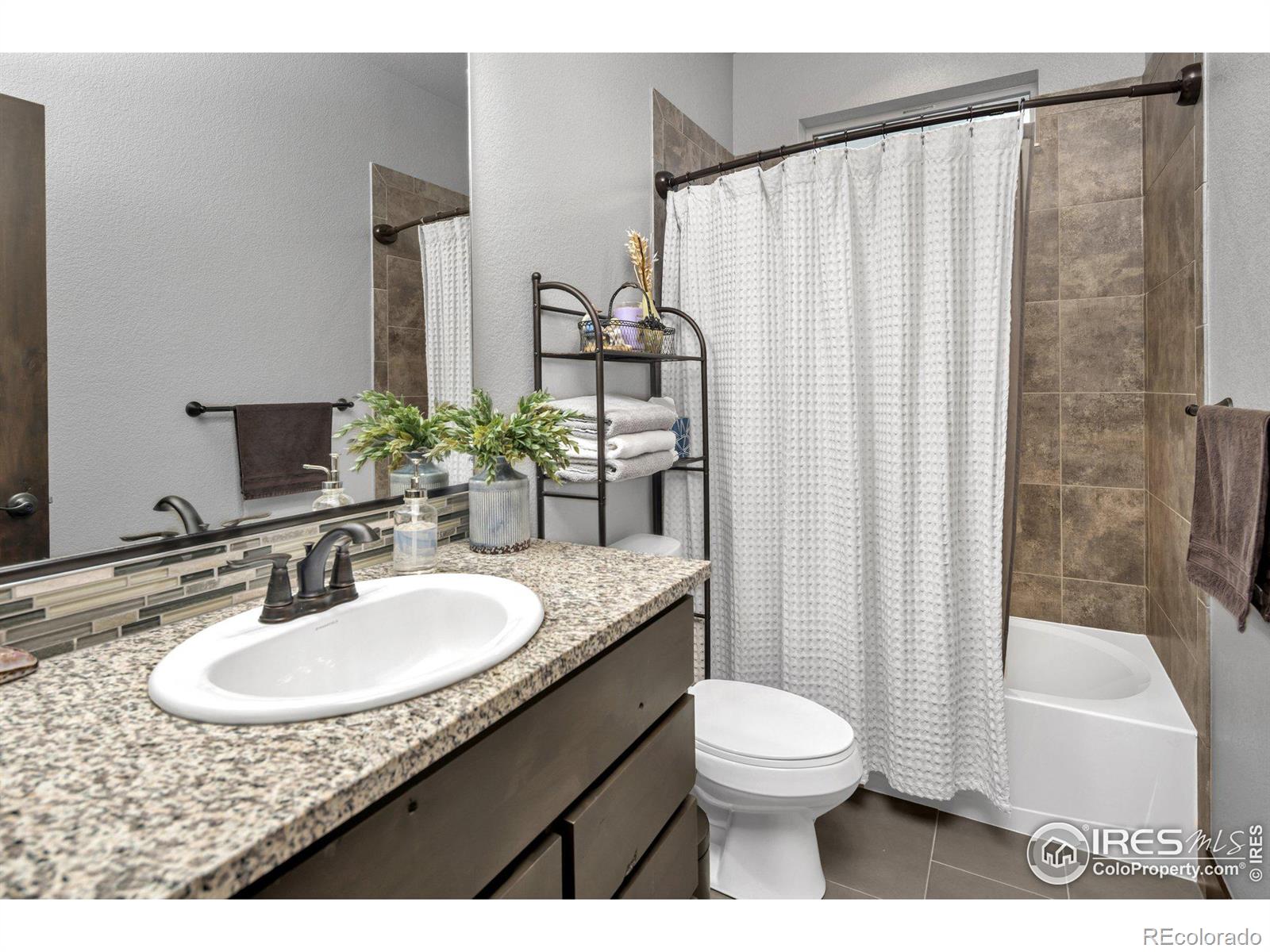 MLS Image #21 for 6006  chantry drive,windsor, Colorado