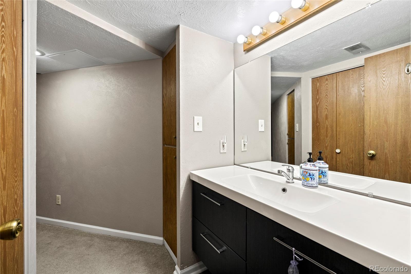 MLS Image #24 for 10290 w jewell avenue c,lakewood, Colorado