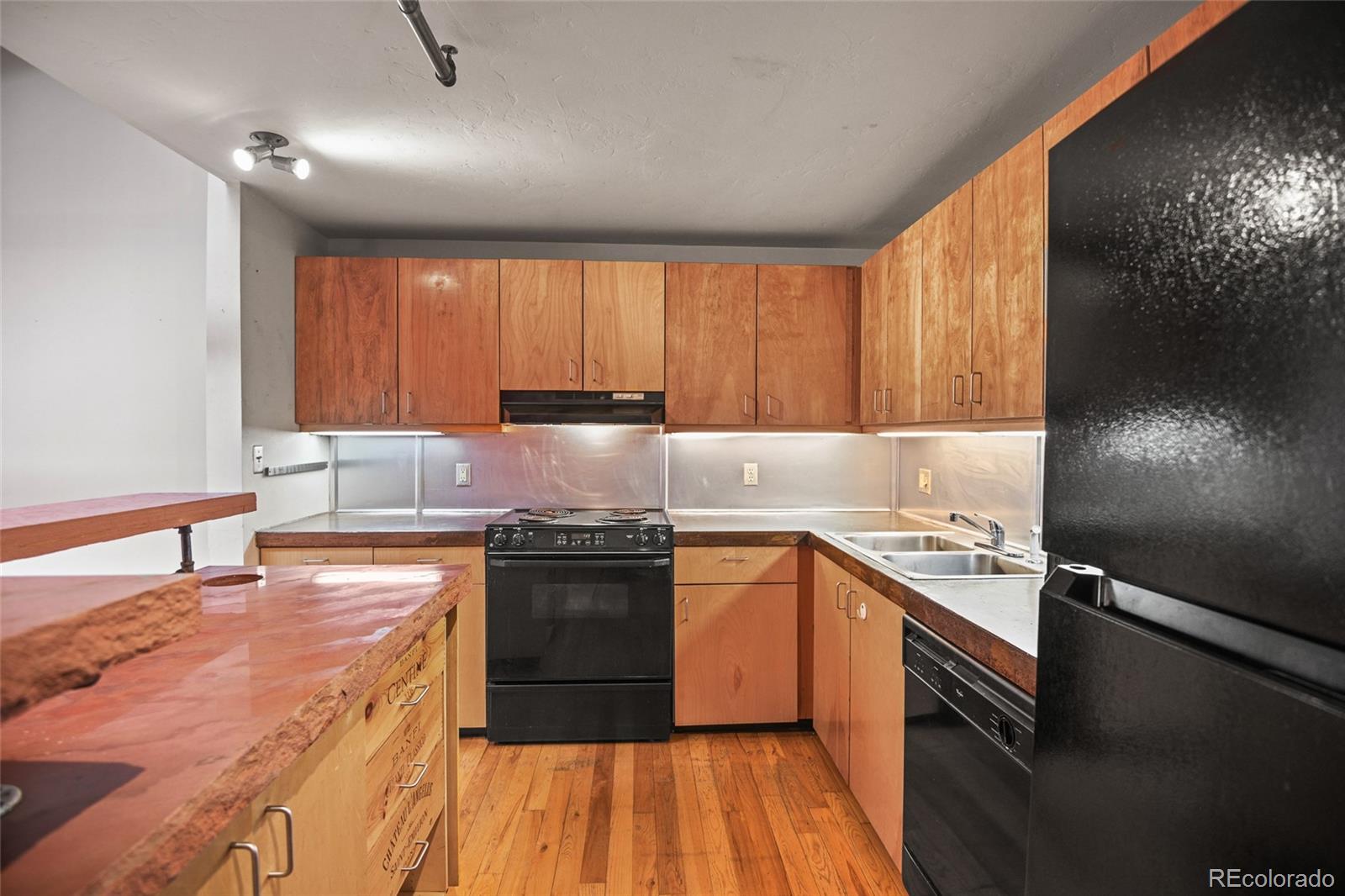 MLS Image #27 for 1300 n pennsylvania street,denver, Colorado