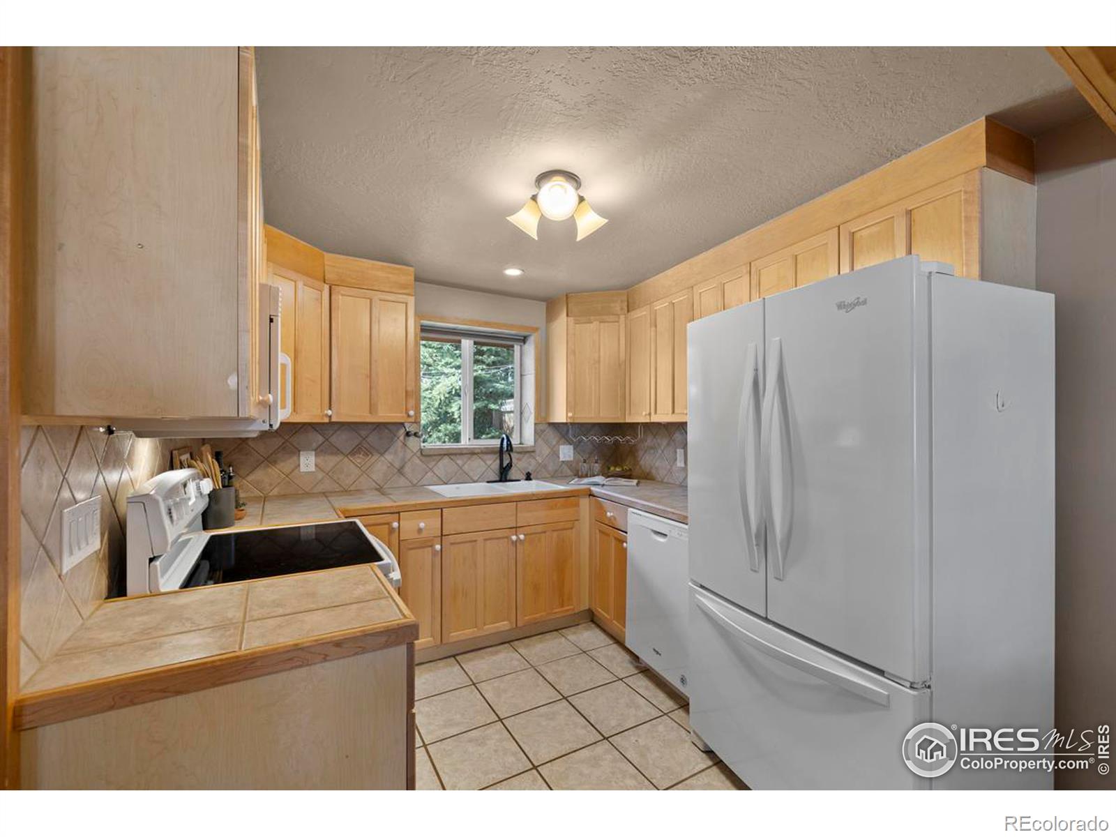 MLS Image #6 for 4529  shoreline drive,fort collins, Colorado