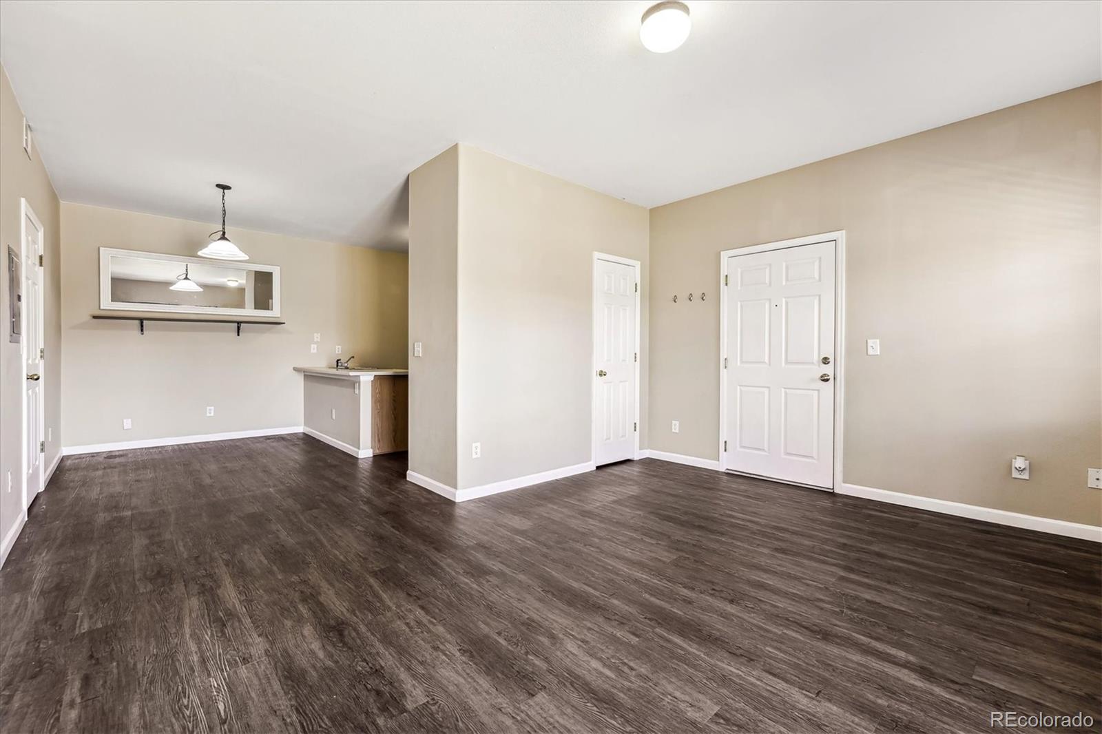 MLS Image #4 for 5340  raritan street 1c,denver, Colorado