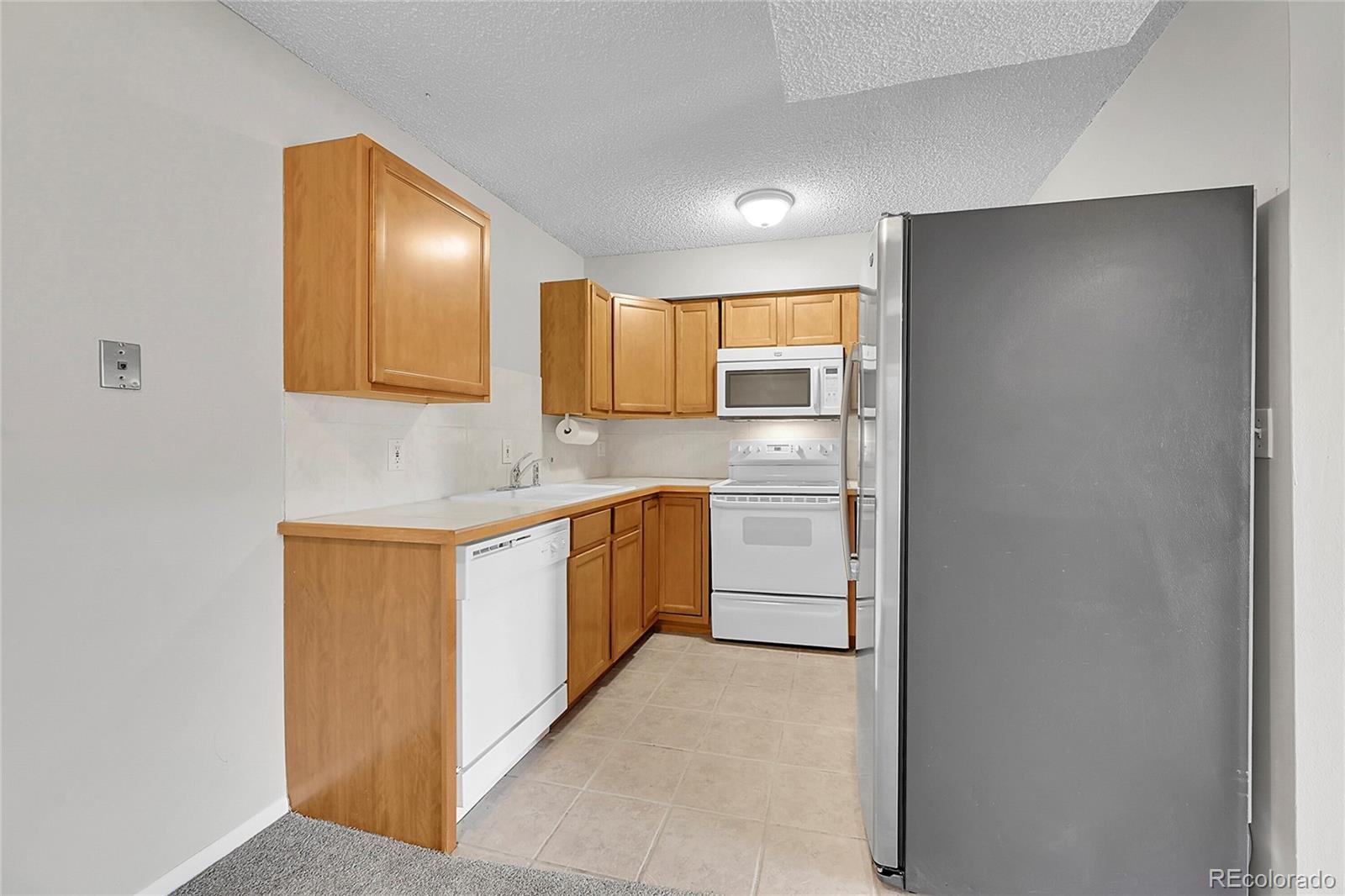 MLS Image #6 for 5300 e cherry creek south drive,denver, Colorado