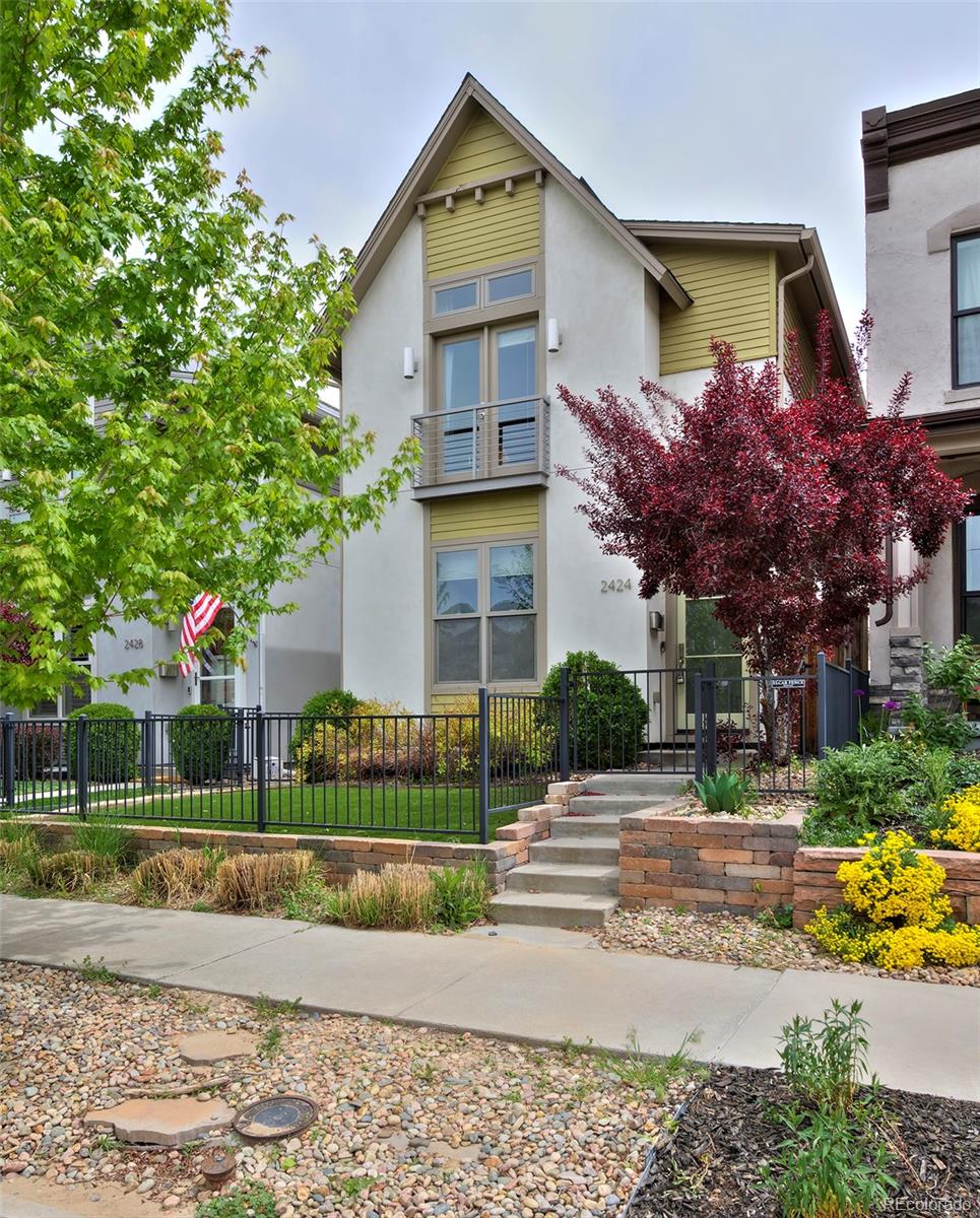 MLS Image #2 for 2424  clarkson street,denver, Colorado