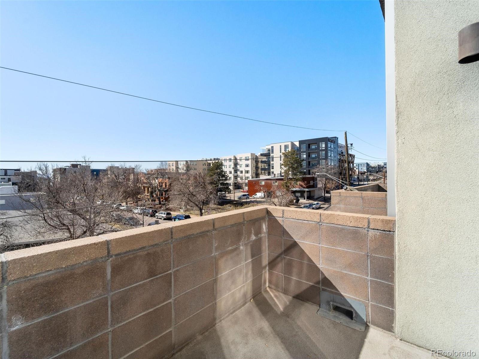 MLS Image #8 for 2900  wyandot street 302,denver, Colorado