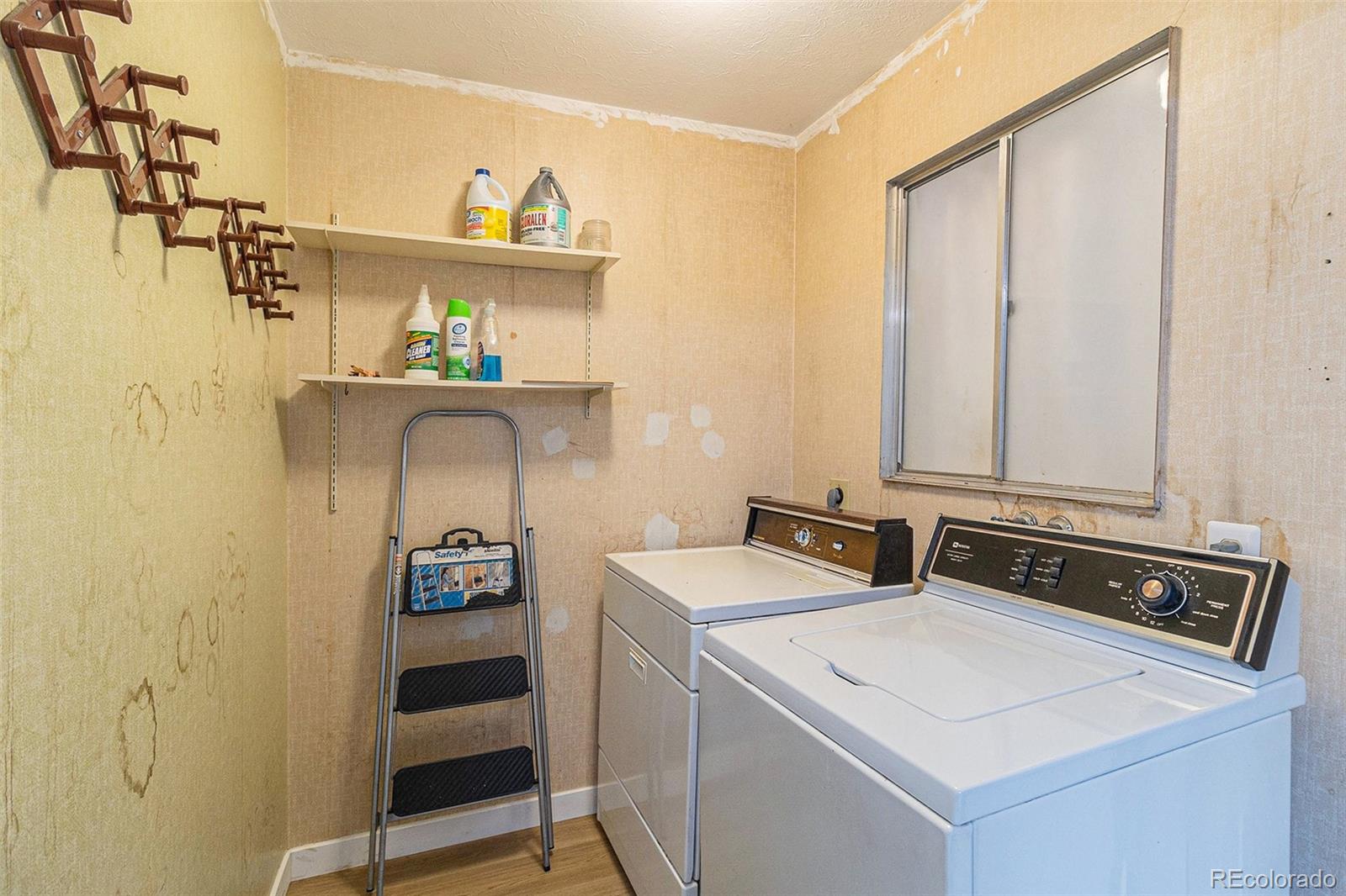MLS Image #12 for 8081  downing drive,denver, Colorado