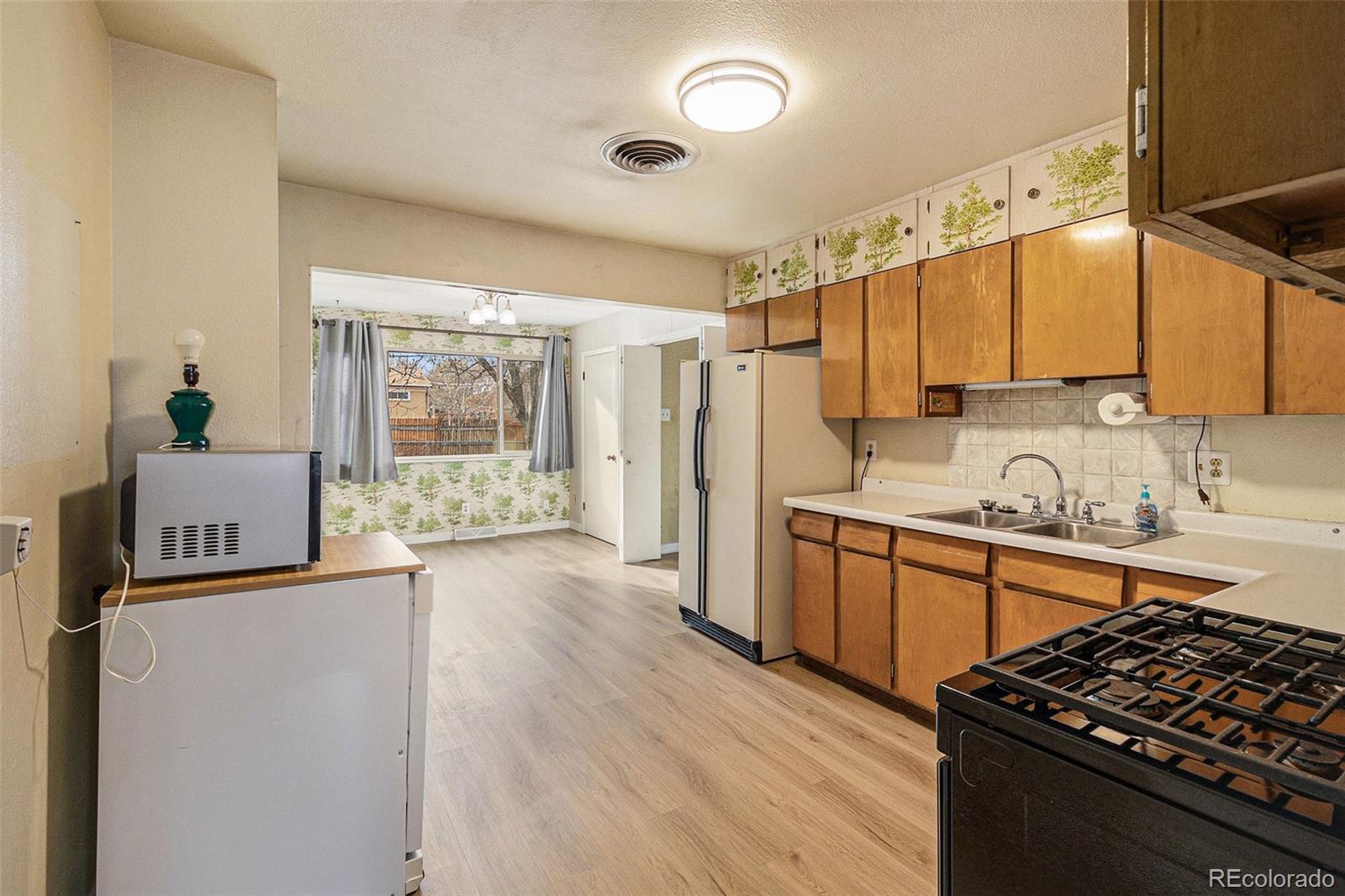MLS Image #8 for 8081  downing drive,denver, Colorado
