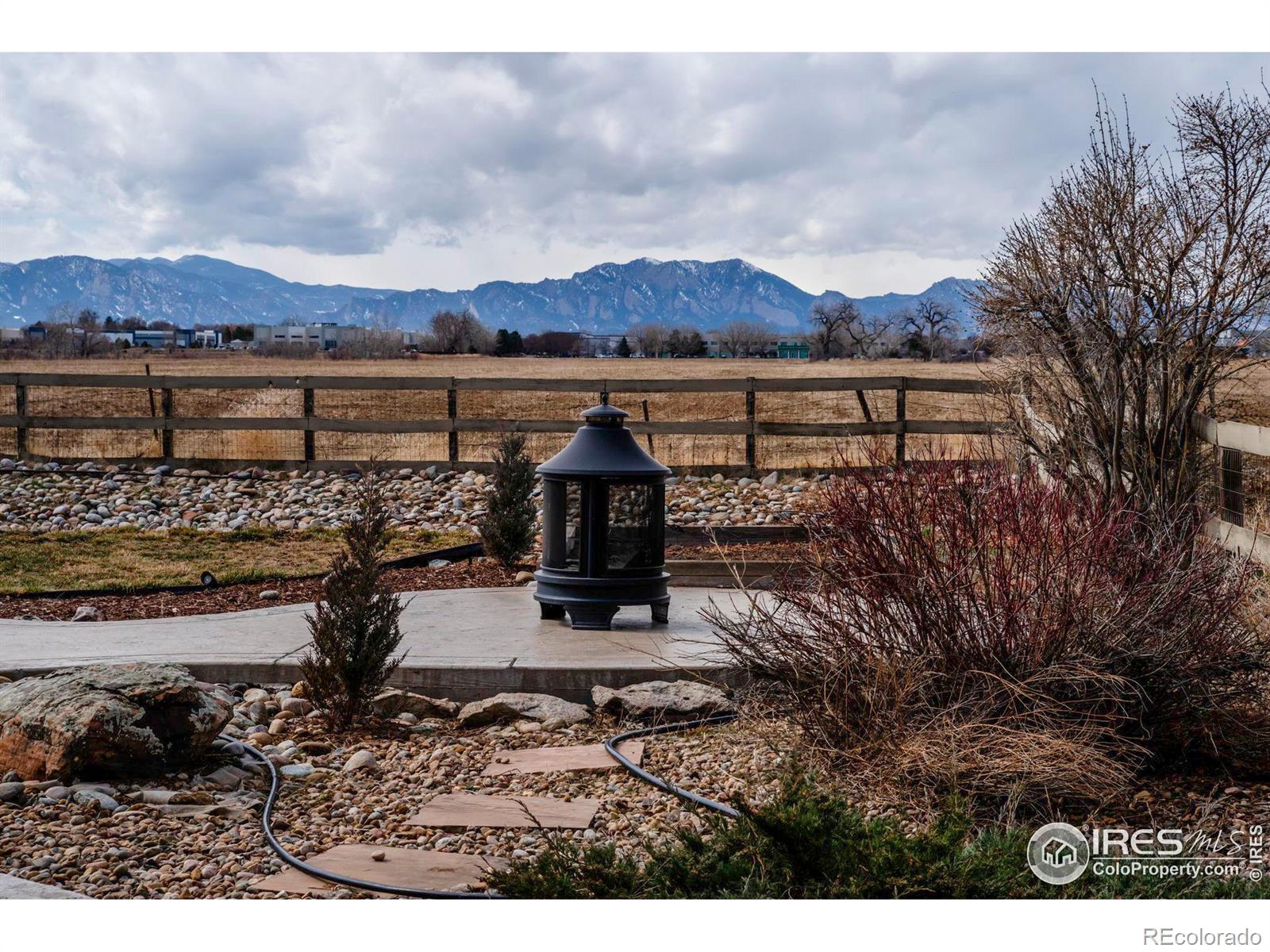 MLS Image #34 for 385  elk trail,lafayette, Colorado