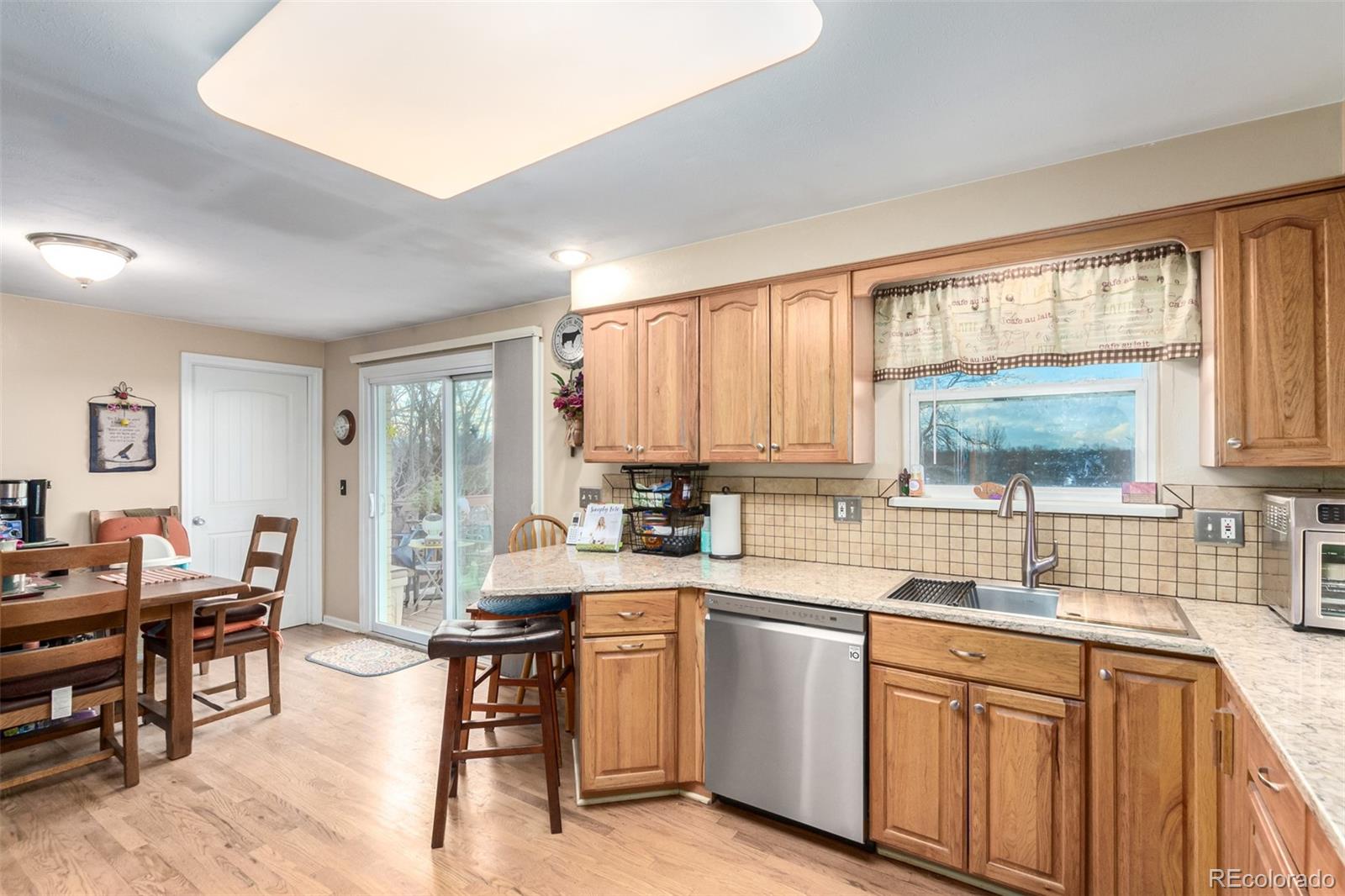 MLS Image #4 for 11006  vrain court,westminster, Colorado
