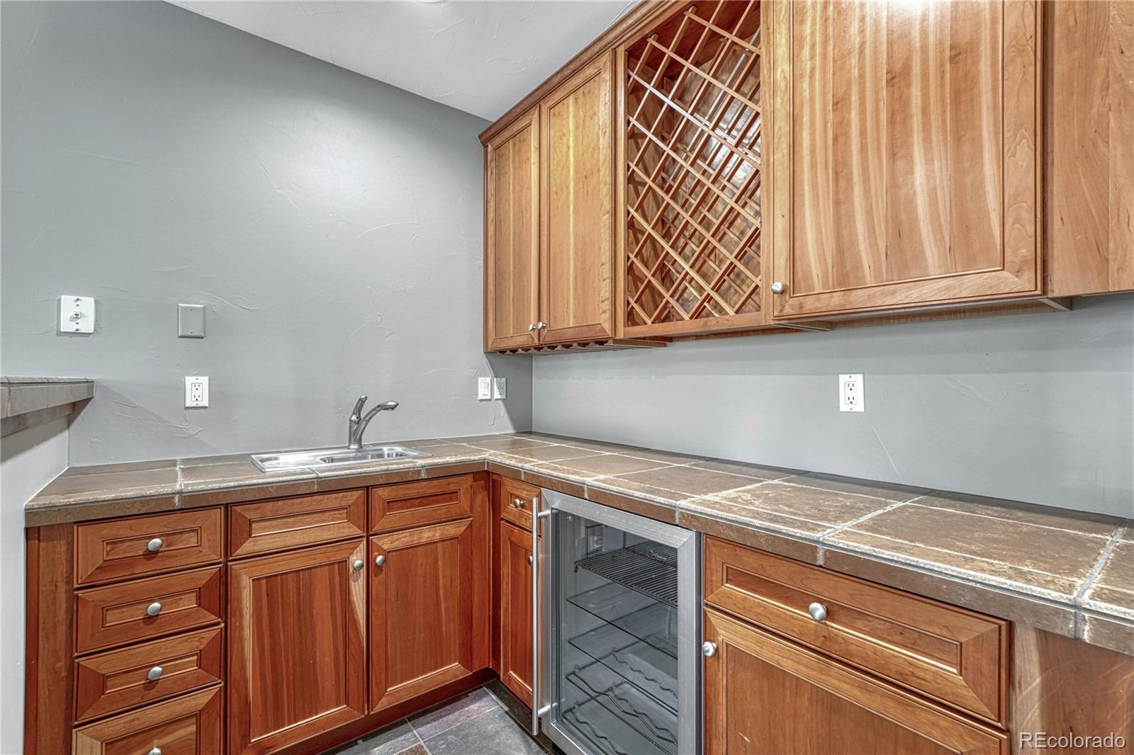 MLS Image #15 for 9535 s shadow hill circle,lone tree, Colorado