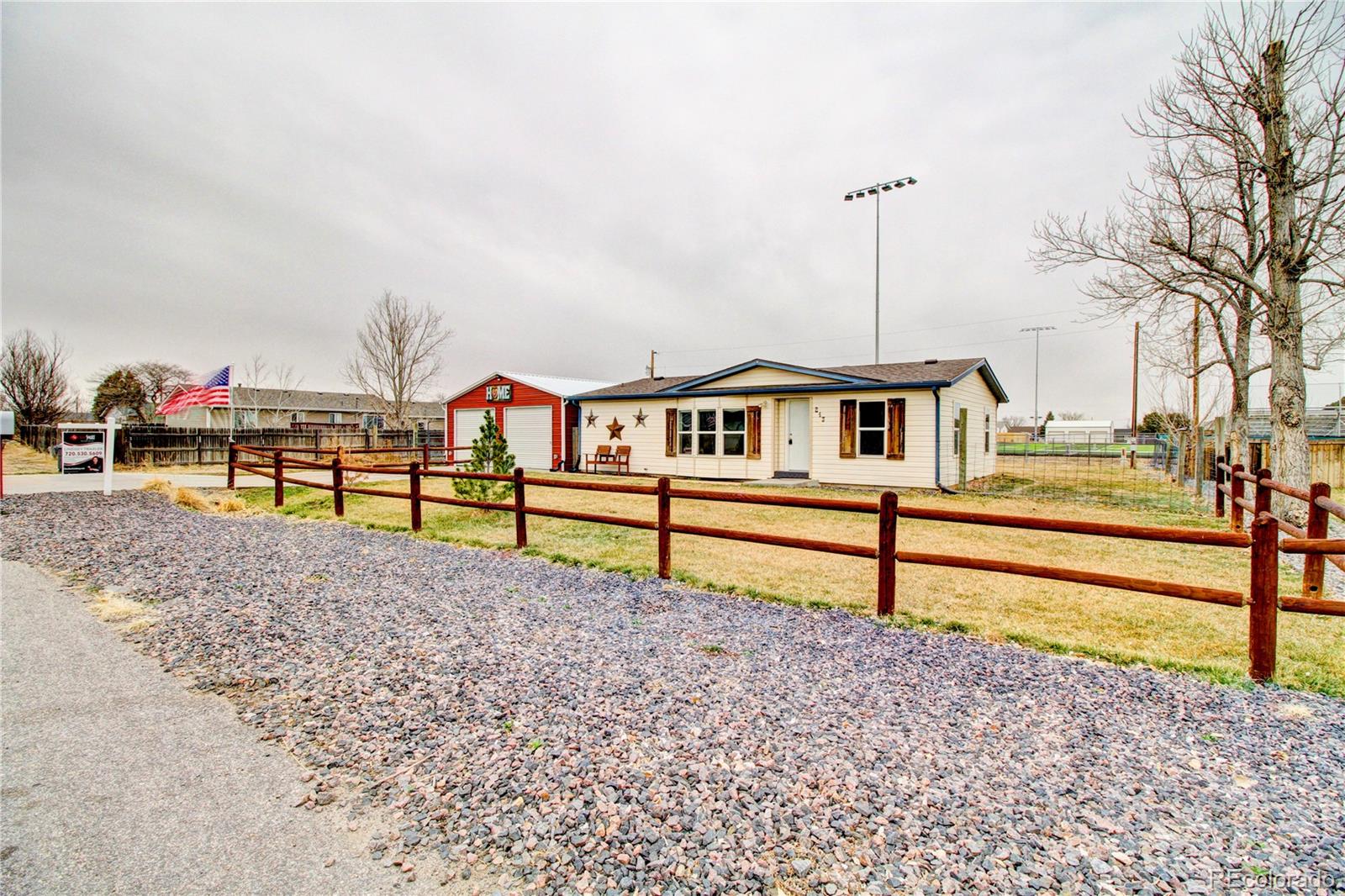 MLS Image #2 for 243 e 3rd place,byers, Colorado