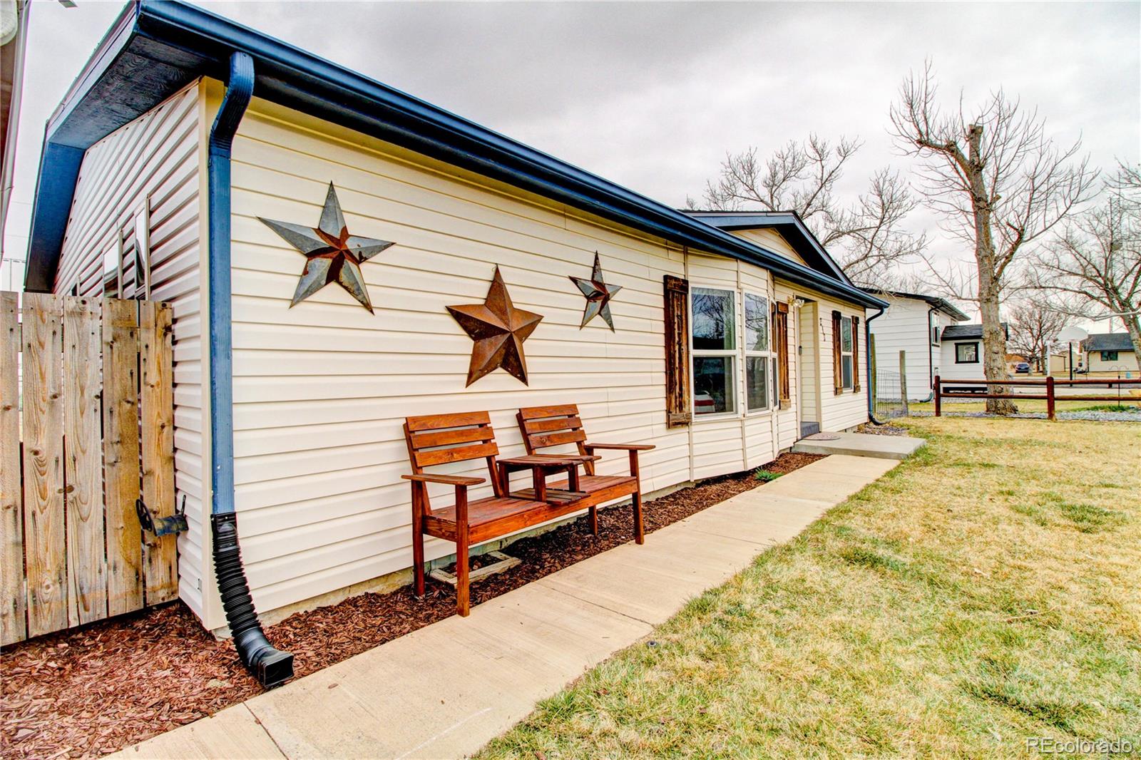 MLS Image #3 for 243 e 3rd place,byers, Colorado