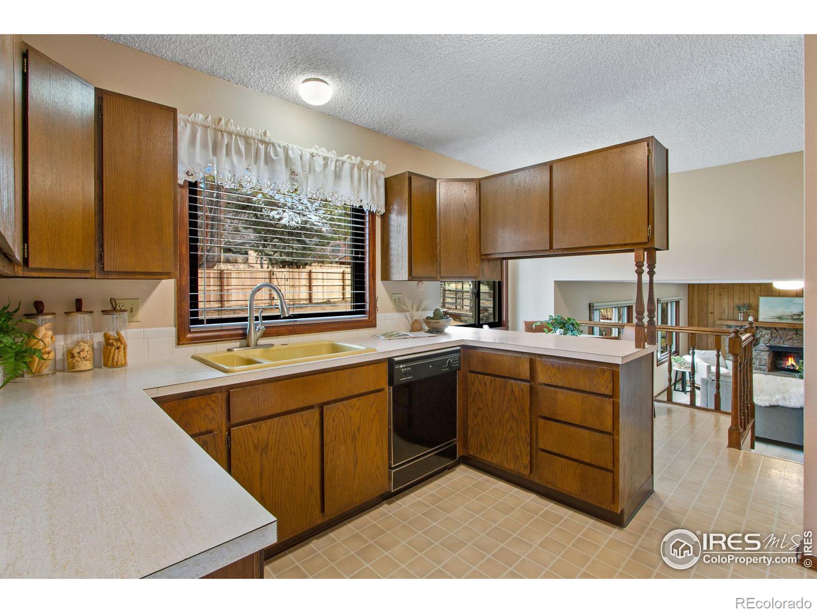 MLS Image #18 for 1530  miramont drive,fort collins, Colorado