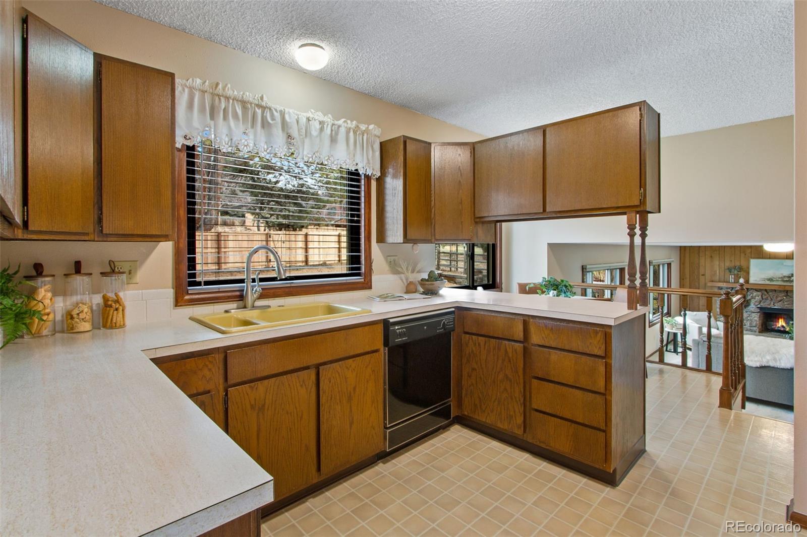 MLS Image #18 for 1530  miramont drive,fort collins, Colorado