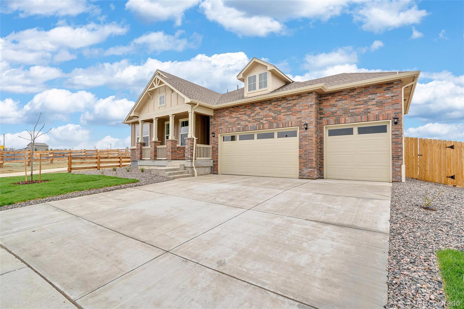 MLS Image #3 for 15928  spruce court,thornton, Colorado