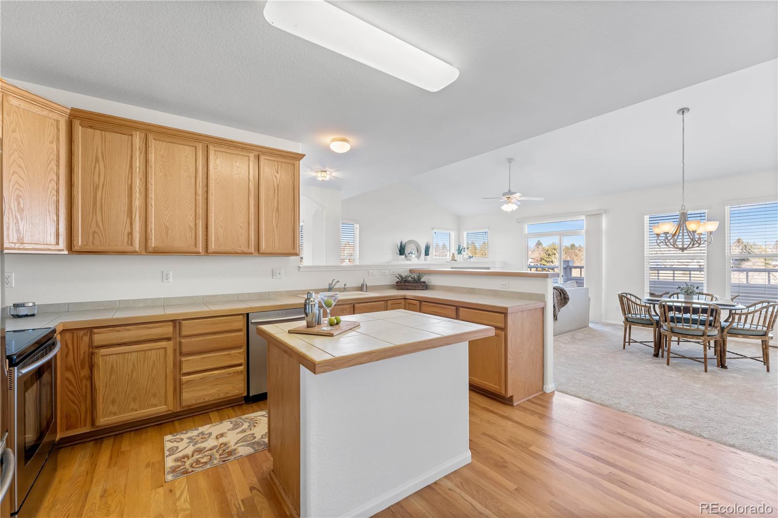 MLS Image #15 for 6923 w euclid place,littleton, Colorado