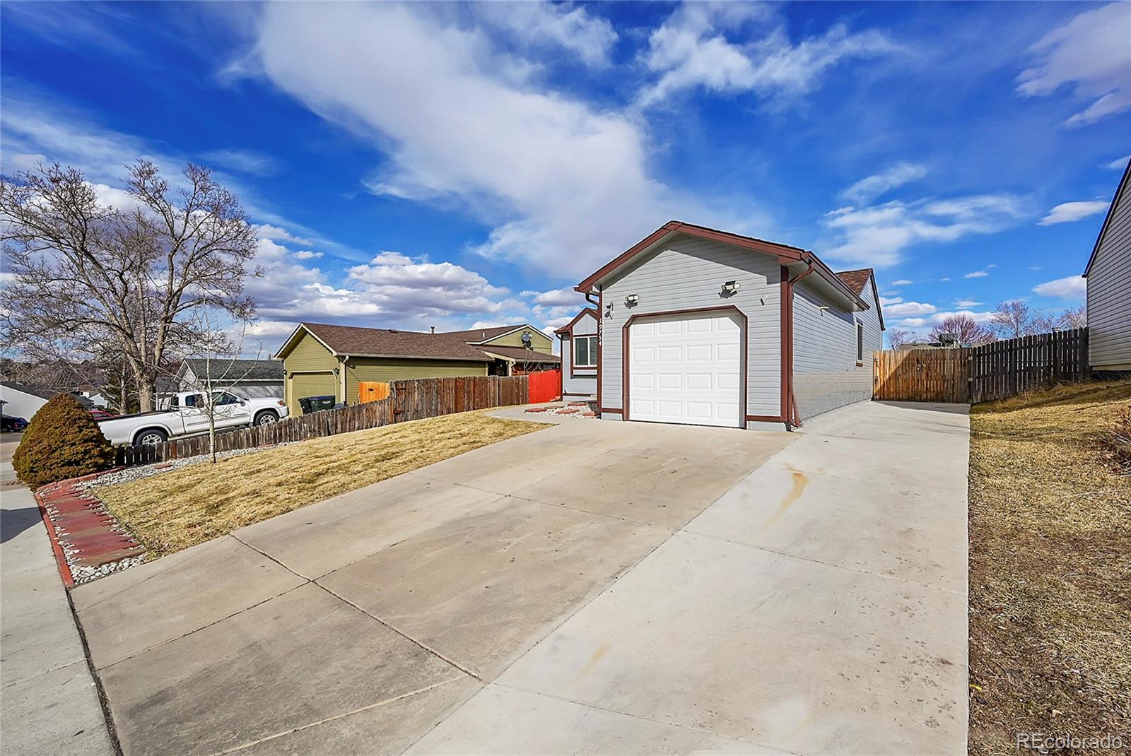 MLS Image #2 for 19754 e wagontrail drive,centennial, Colorado