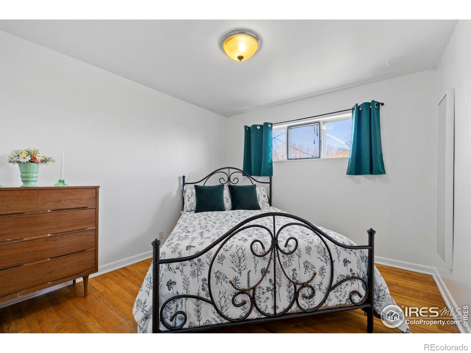 MLS Image #7 for 2380  samuel drive,denver, Colorado