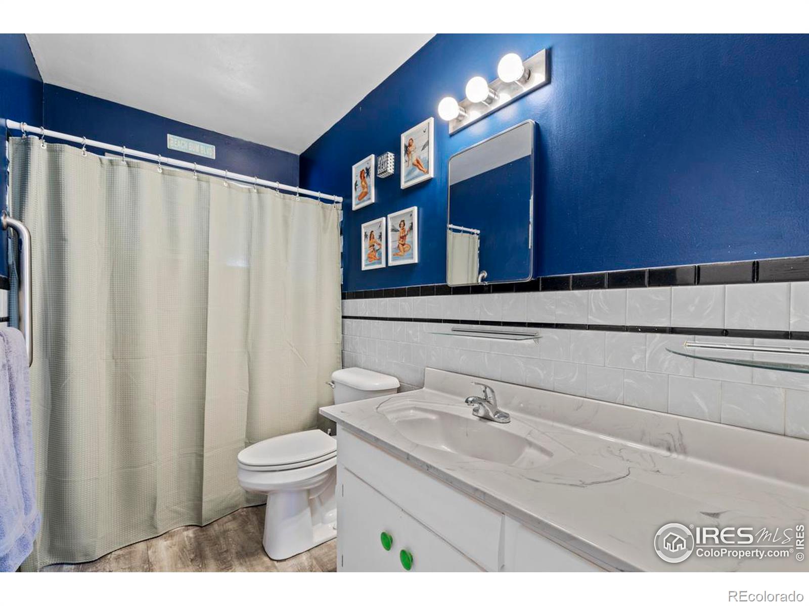 MLS Image #8 for 2380  samuel drive,denver, Colorado