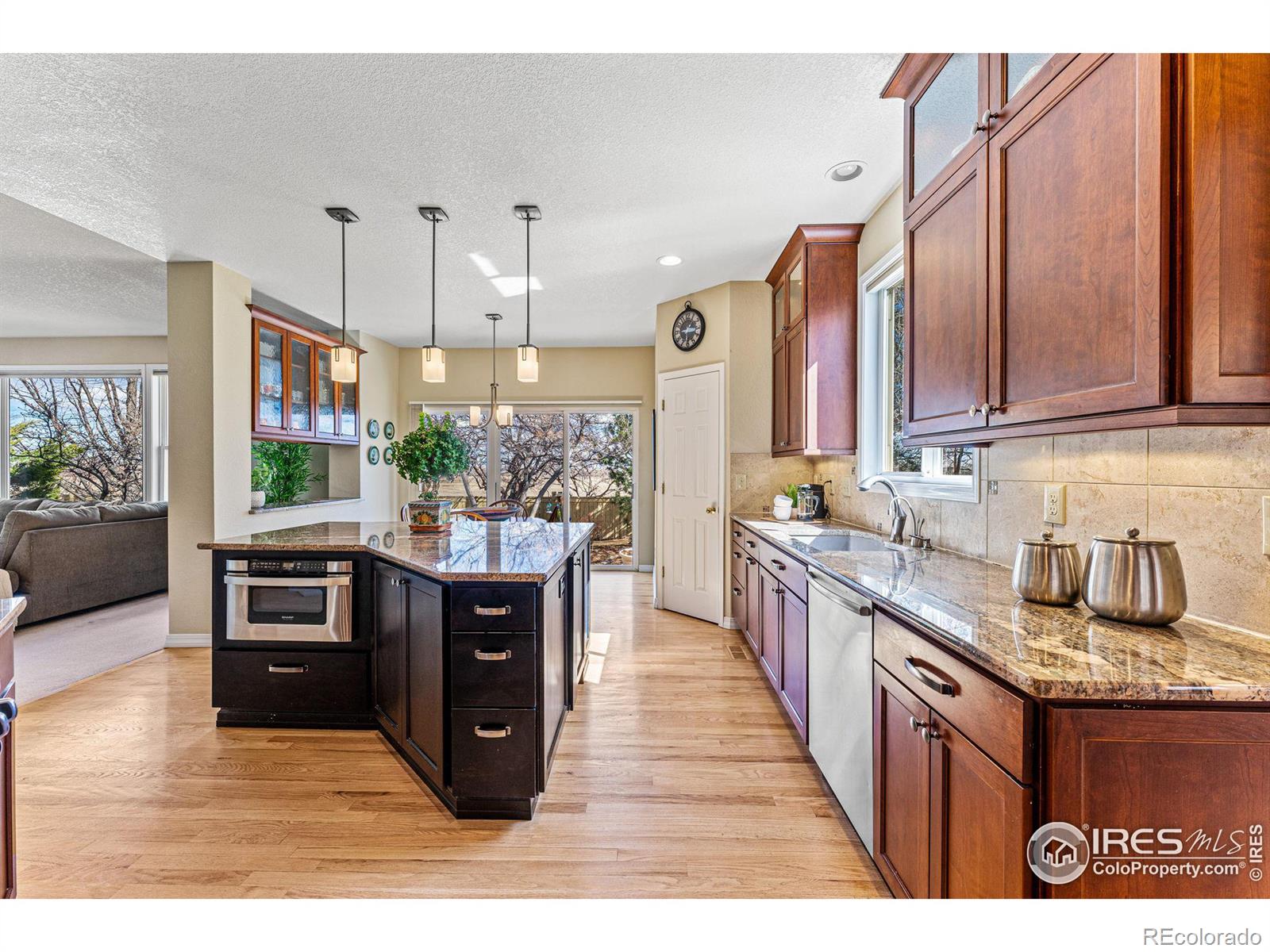 MLS Image #11 for 4022  old westbury court,boulder, Colorado