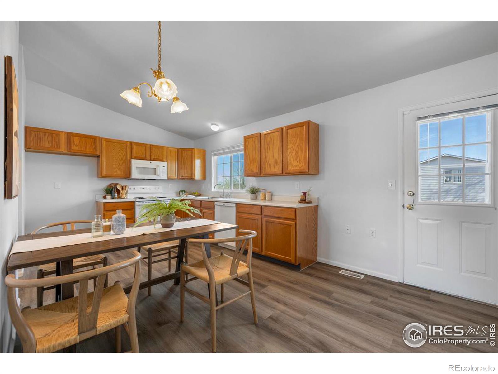 MLS Image #8 for 374  50th ave pl,greeley, Colorado