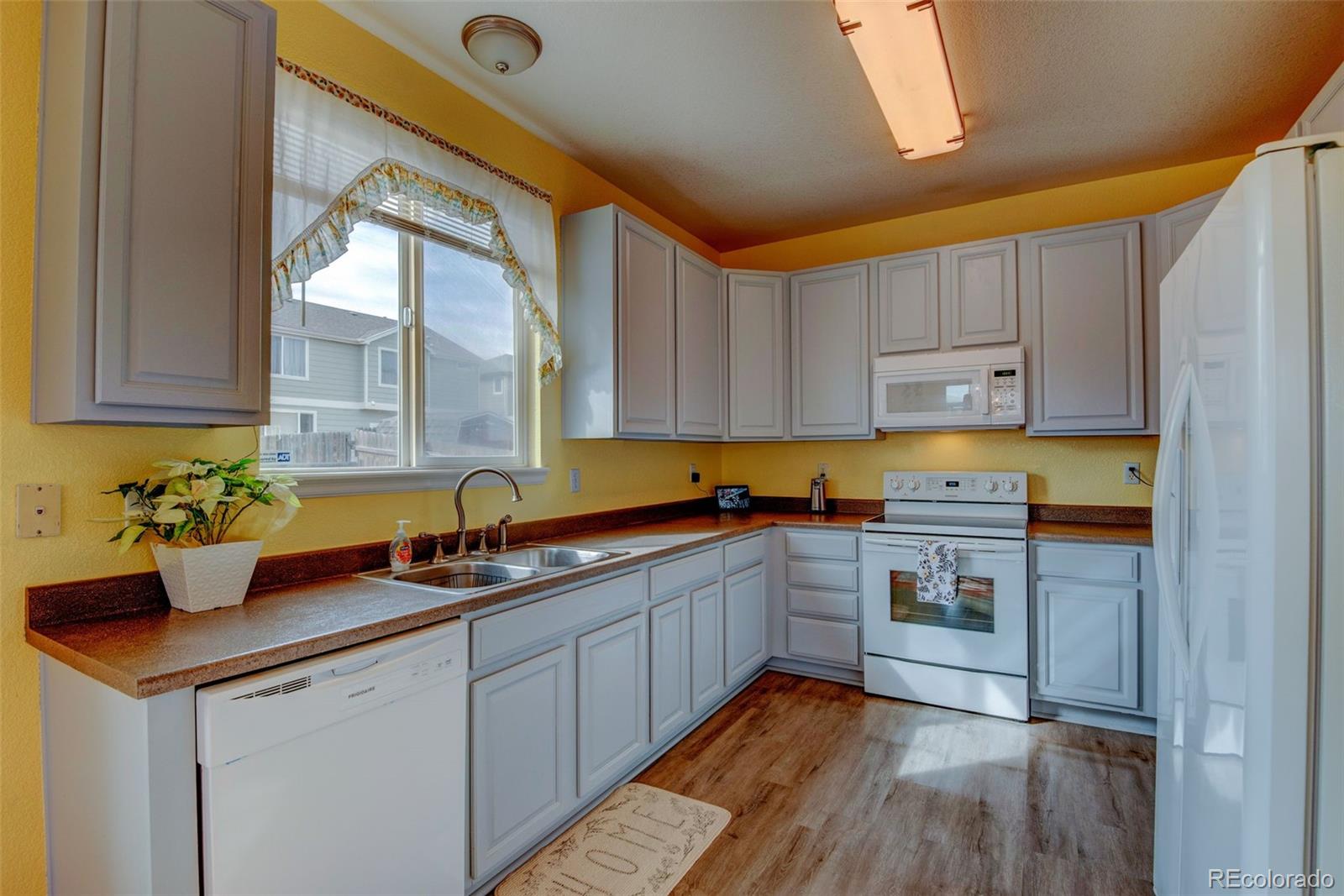 MLS Image #6 for 13996 e 105th place,commerce city, Colorado