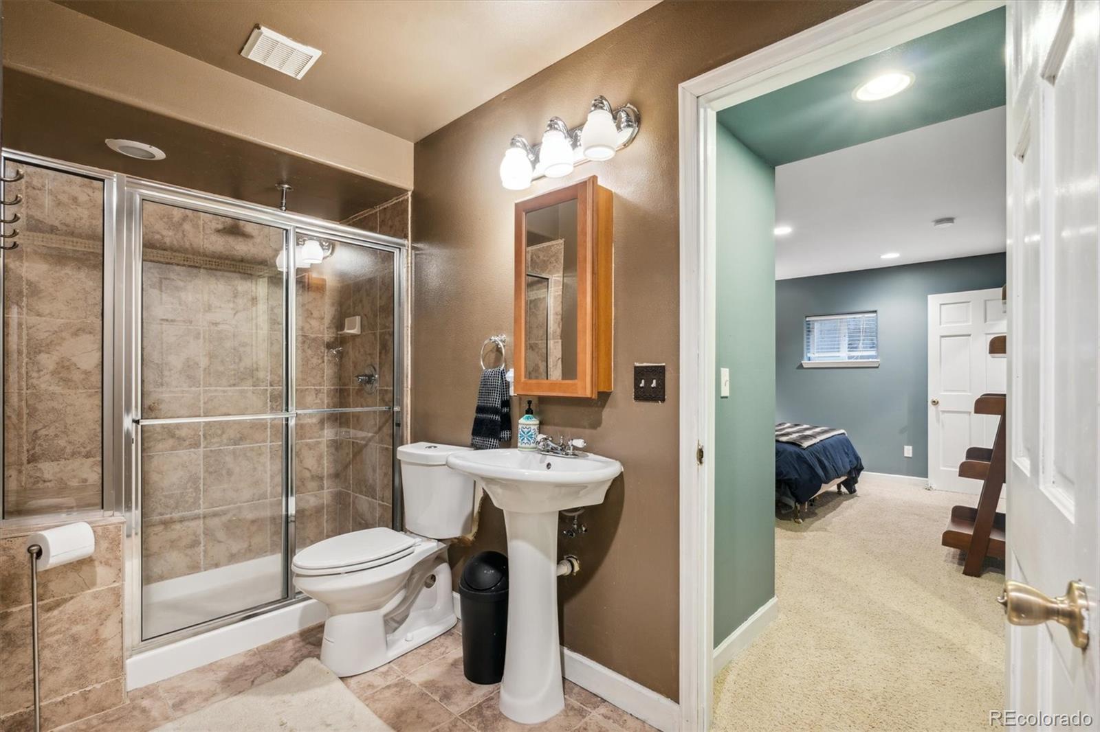 MLS Image #33 for 10531 e maplewood drive,englewood, Colorado