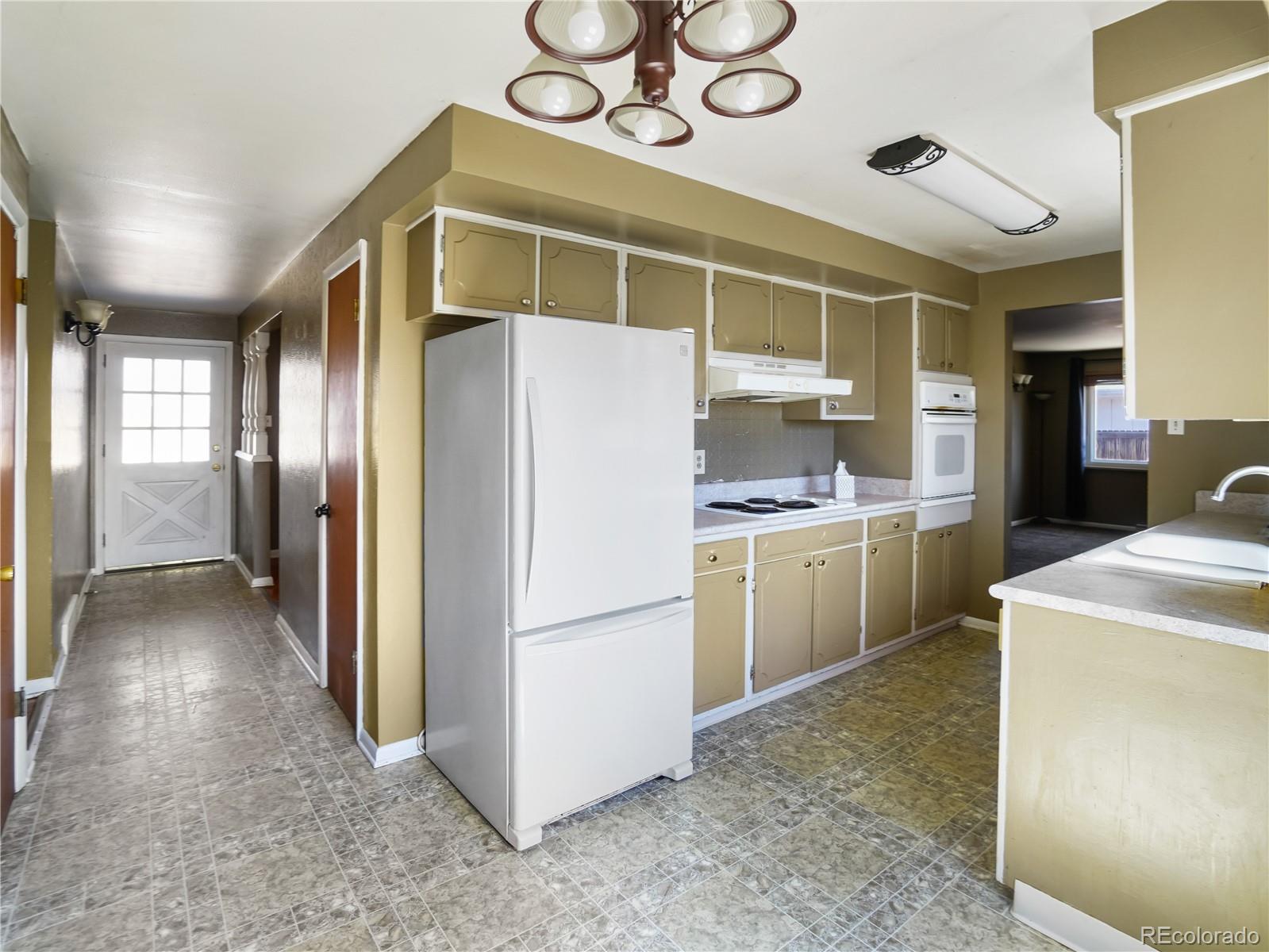 MLS Image #4 for 10820 w 68th place,arvada, Colorado