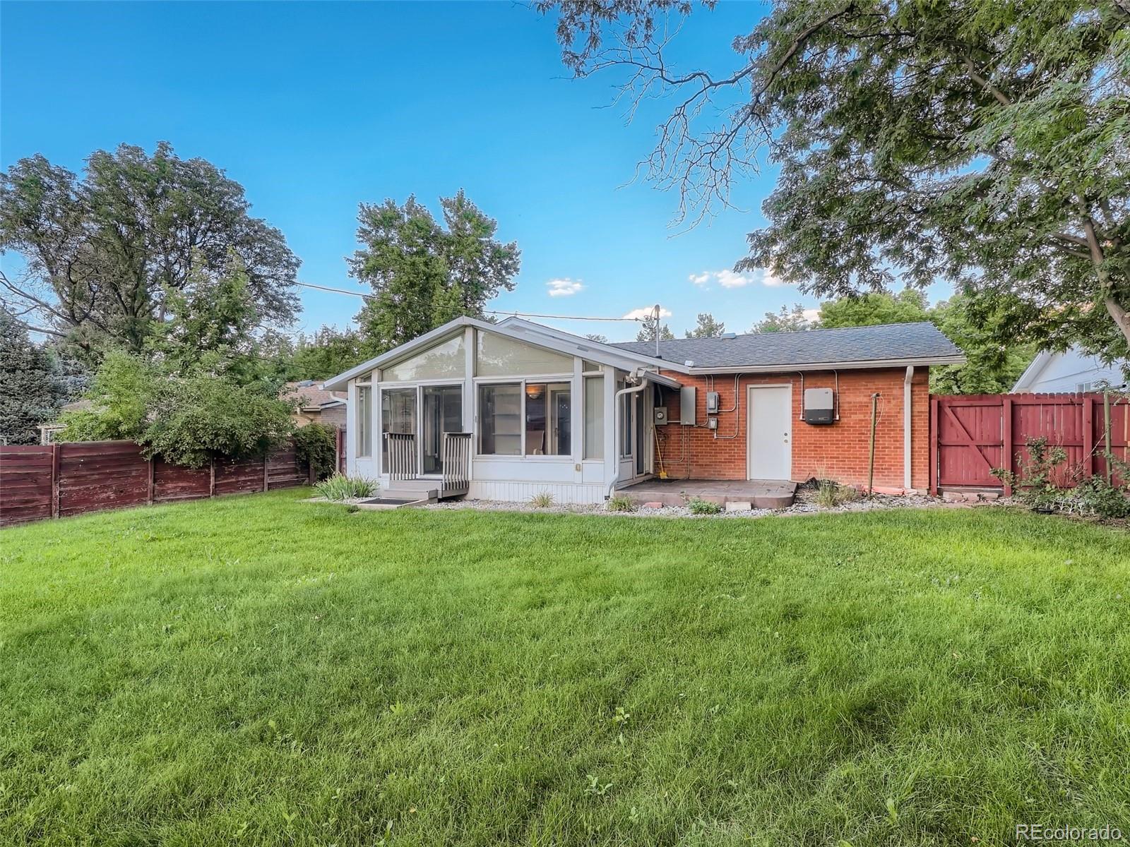 MLS Image #19 for 1681 s glencoe street,denver, Colorado