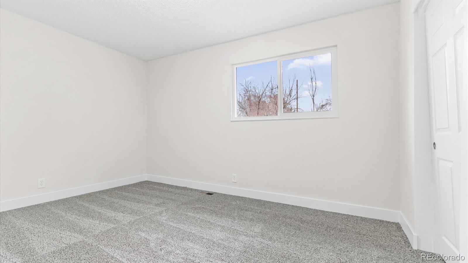 MLS Image #8 for 14523  march drive,denver, Colorado