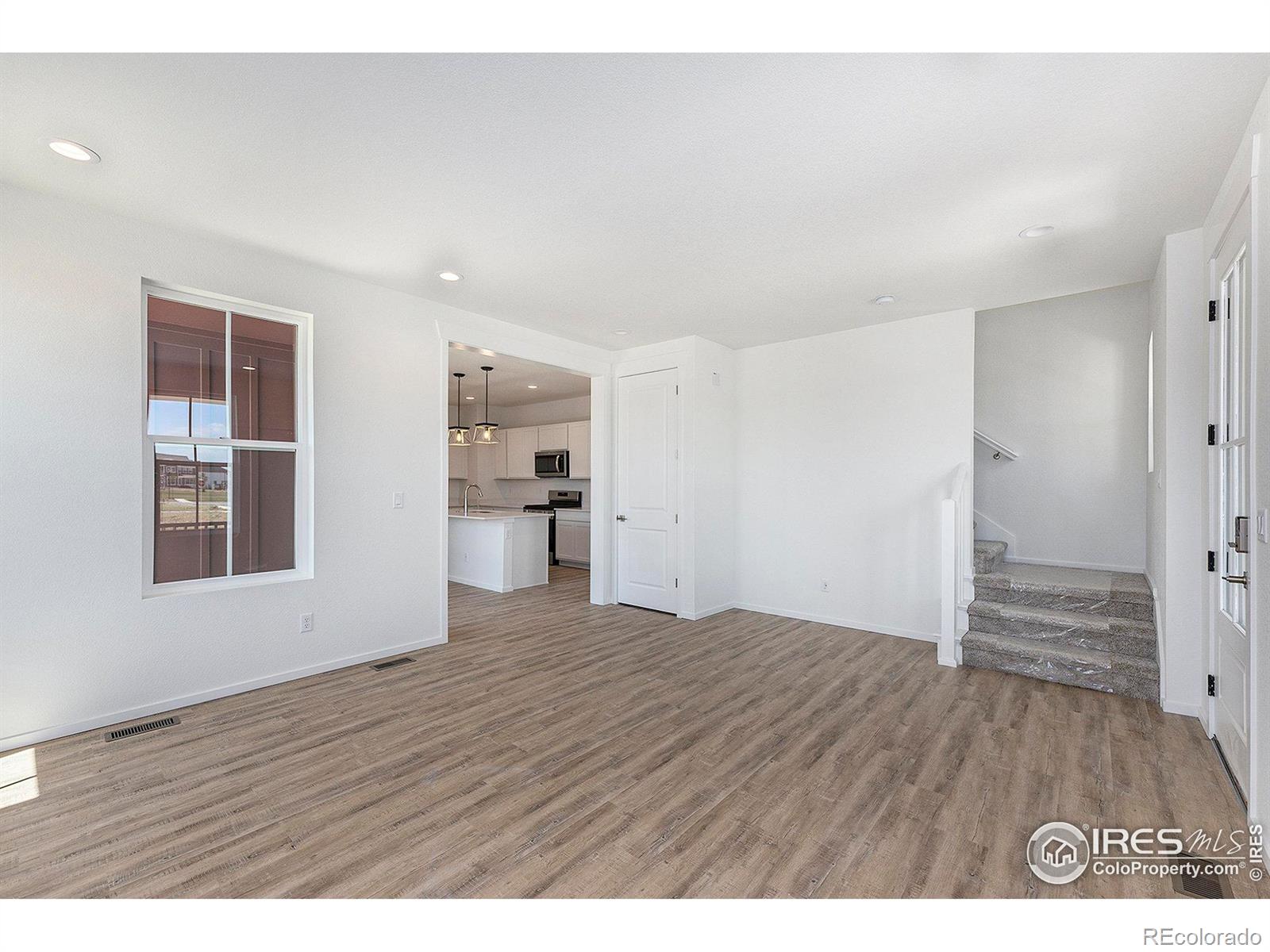 MLS Image #8 for 202  washington street,erie, Colorado