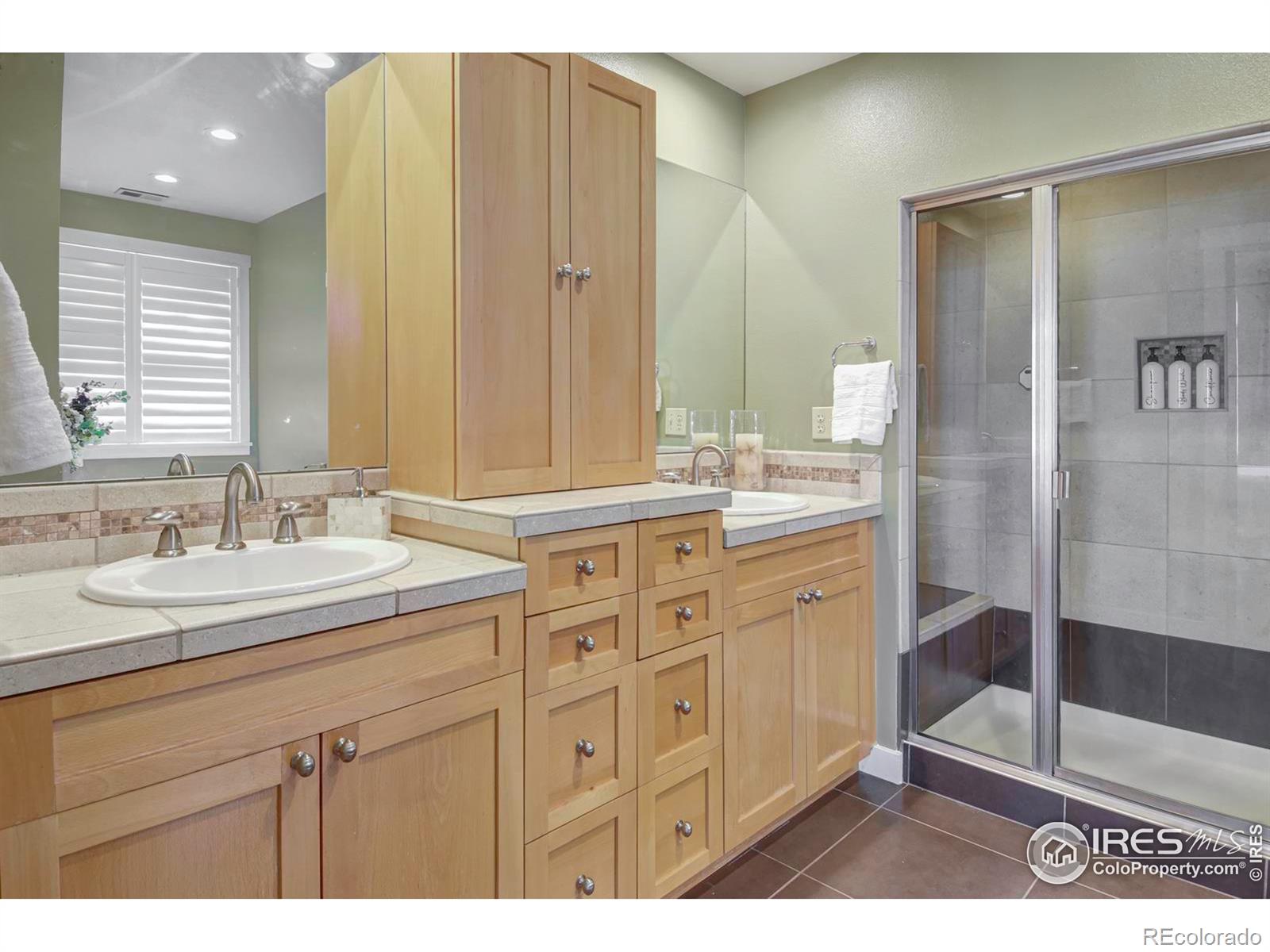 MLS Image #13 for 906  confidence drive,longmont, Colorado