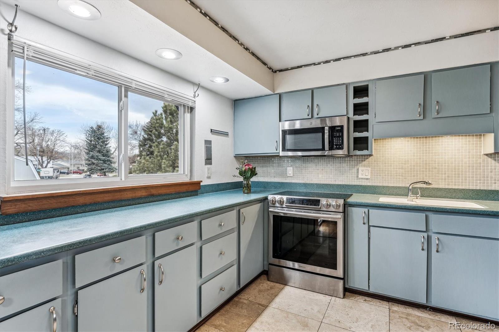 MLS Image #12 for 4449 s carr court,littleton, Colorado