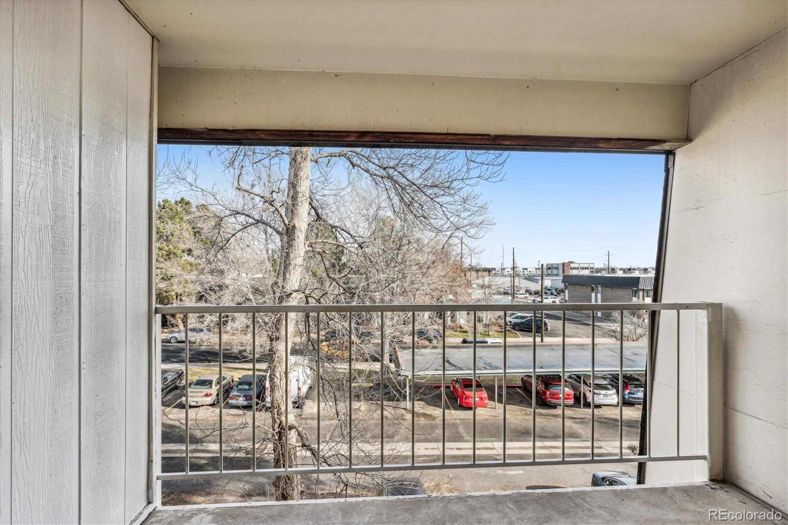 MLS Image #10 for 5770 e warren avenue,denver, Colorado