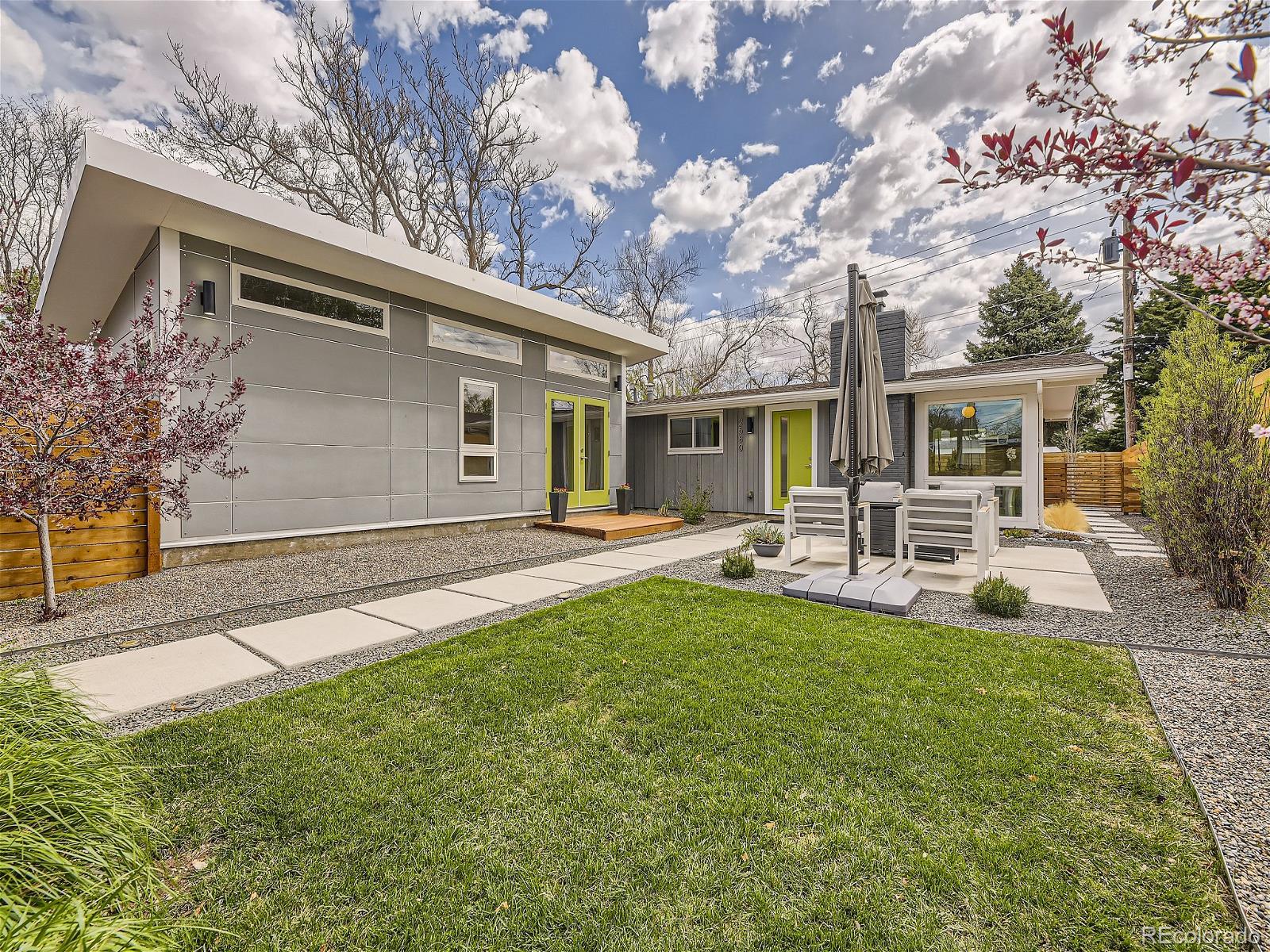 MLS Image #3 for 2580 s newton street,denver, Colorado