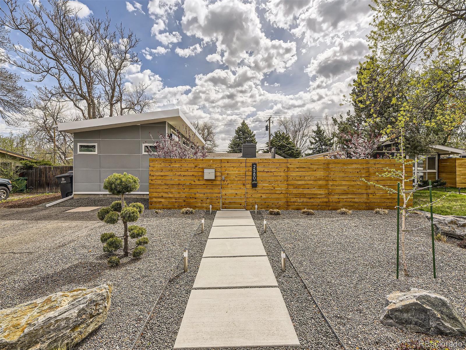 MLS Image #4 for 2580 s newton street,denver, Colorado