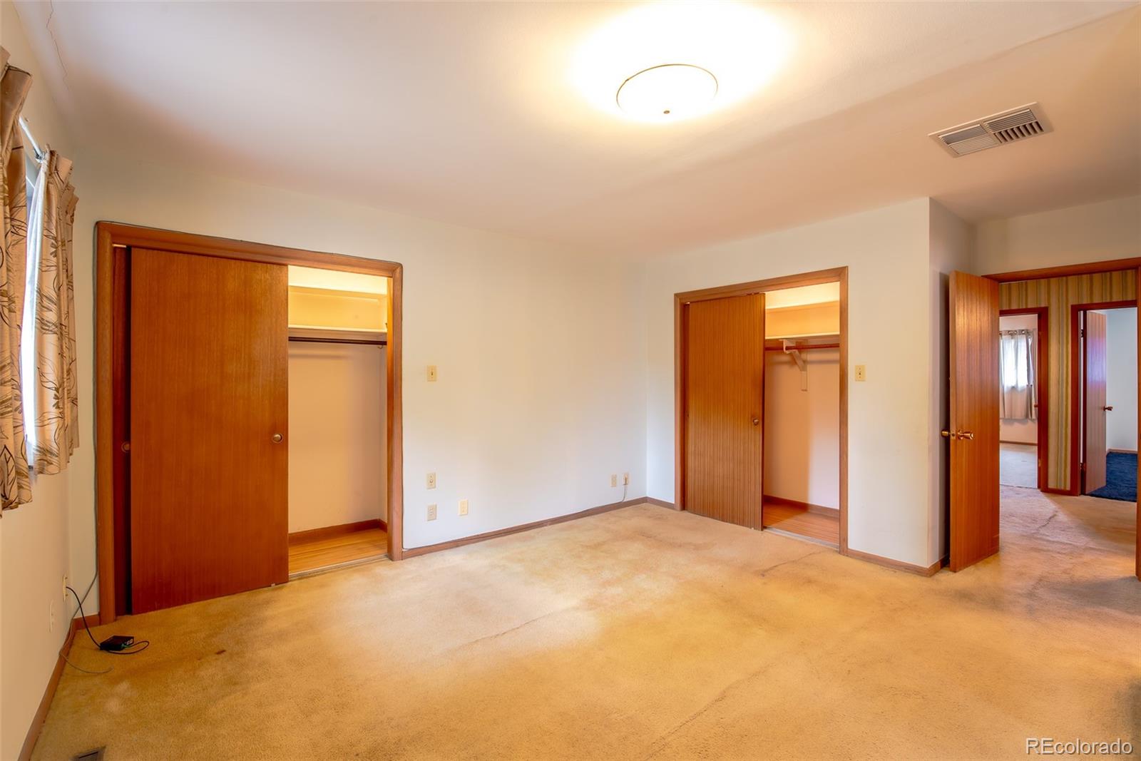 MLS Image #11 for 545 s harrison lane,denver, Colorado