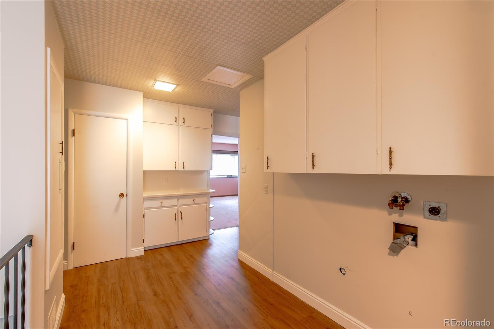 MLS Image #16 for 545 s harrison lane,denver, Colorado