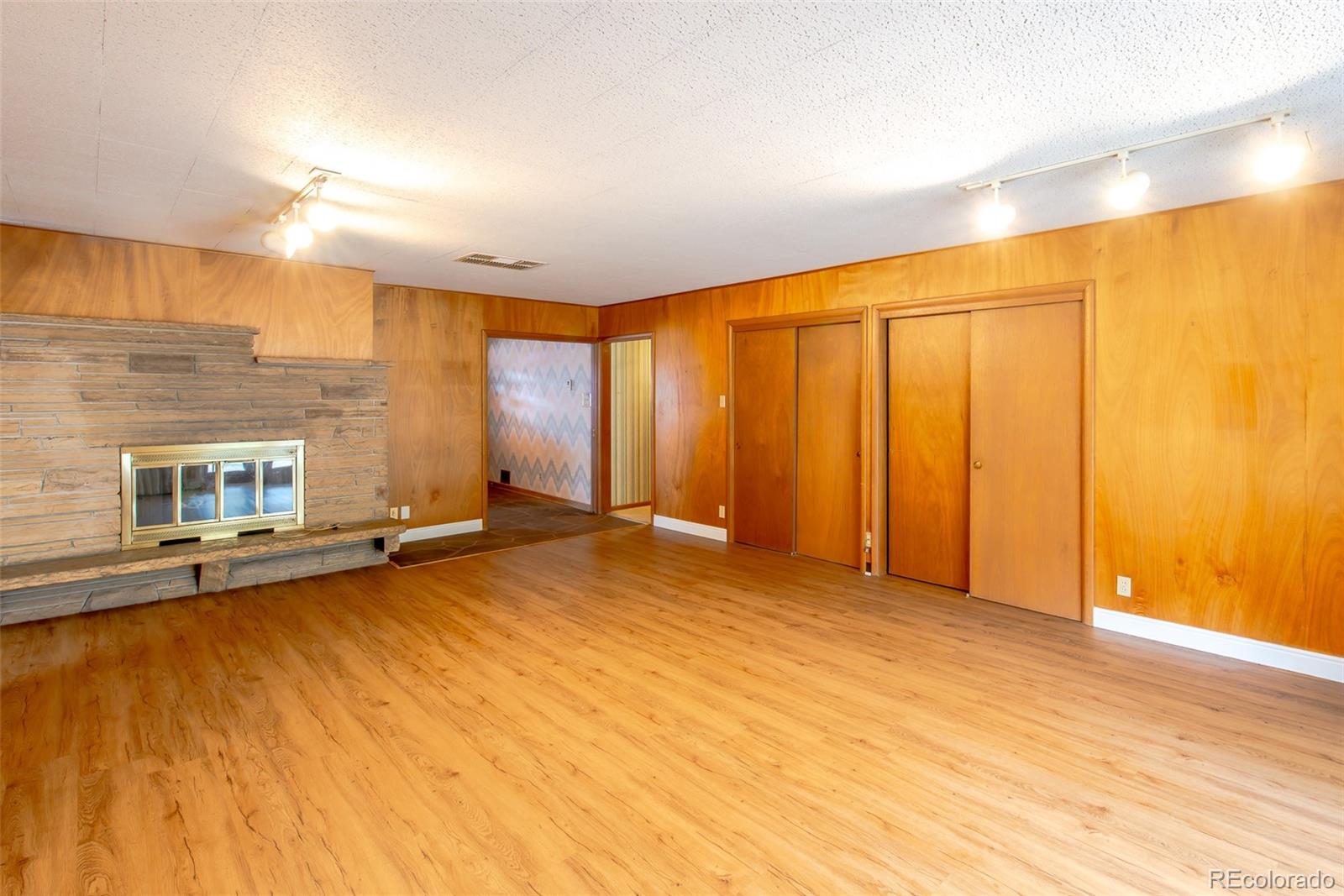 MLS Image #8 for 545 s harrison lane,denver, Colorado