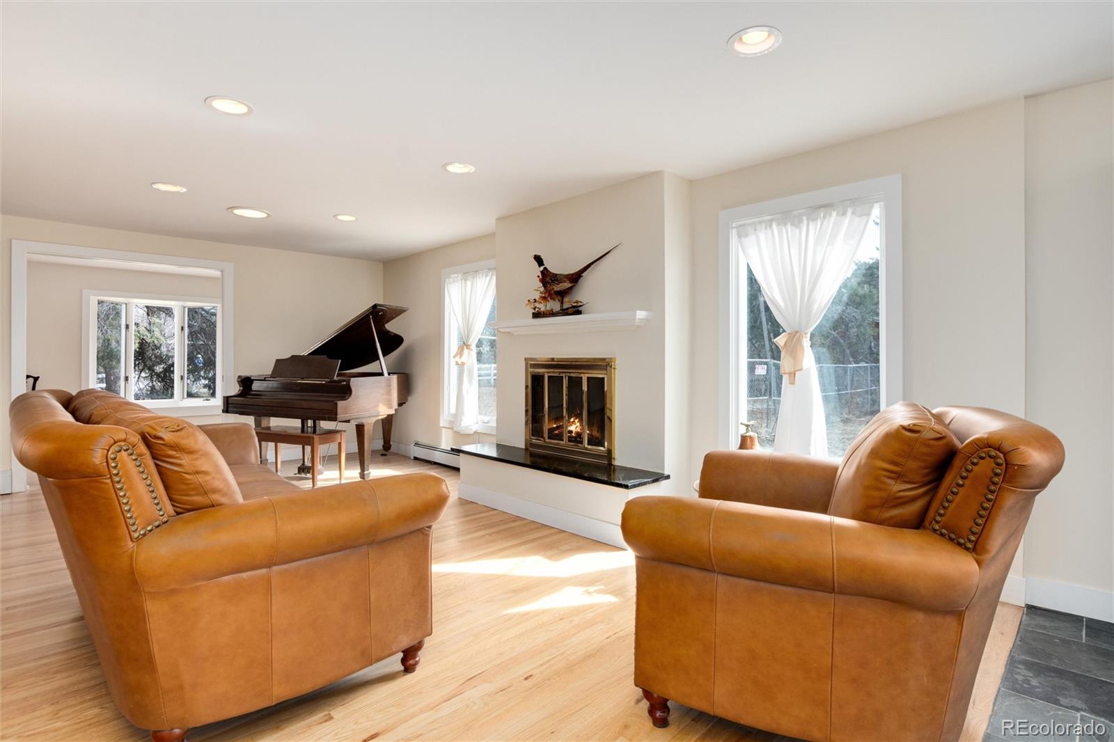 MLS Image #7 for 7247 s windermere street,littleton, Colorado